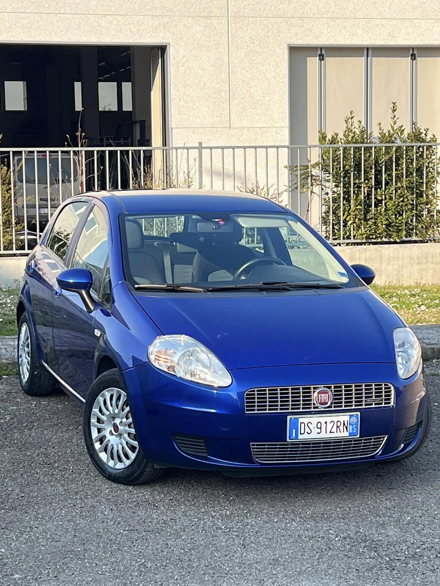 
FIATGRANDE PUNTO 1.3 MJT 90 CV 5P Emotion full									