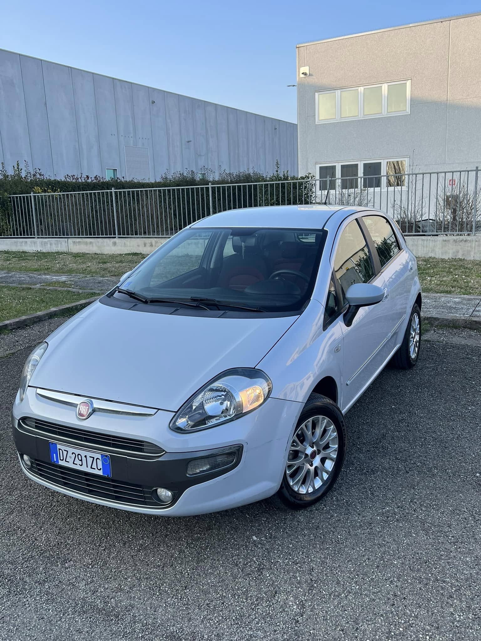 FiatPUNTO EVO 1.4 5P Emotion Natural Power