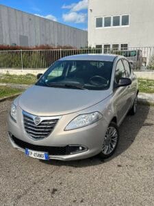 LANCIAYPSILON 1.2 69 CV 5P Ecochic Gold2012