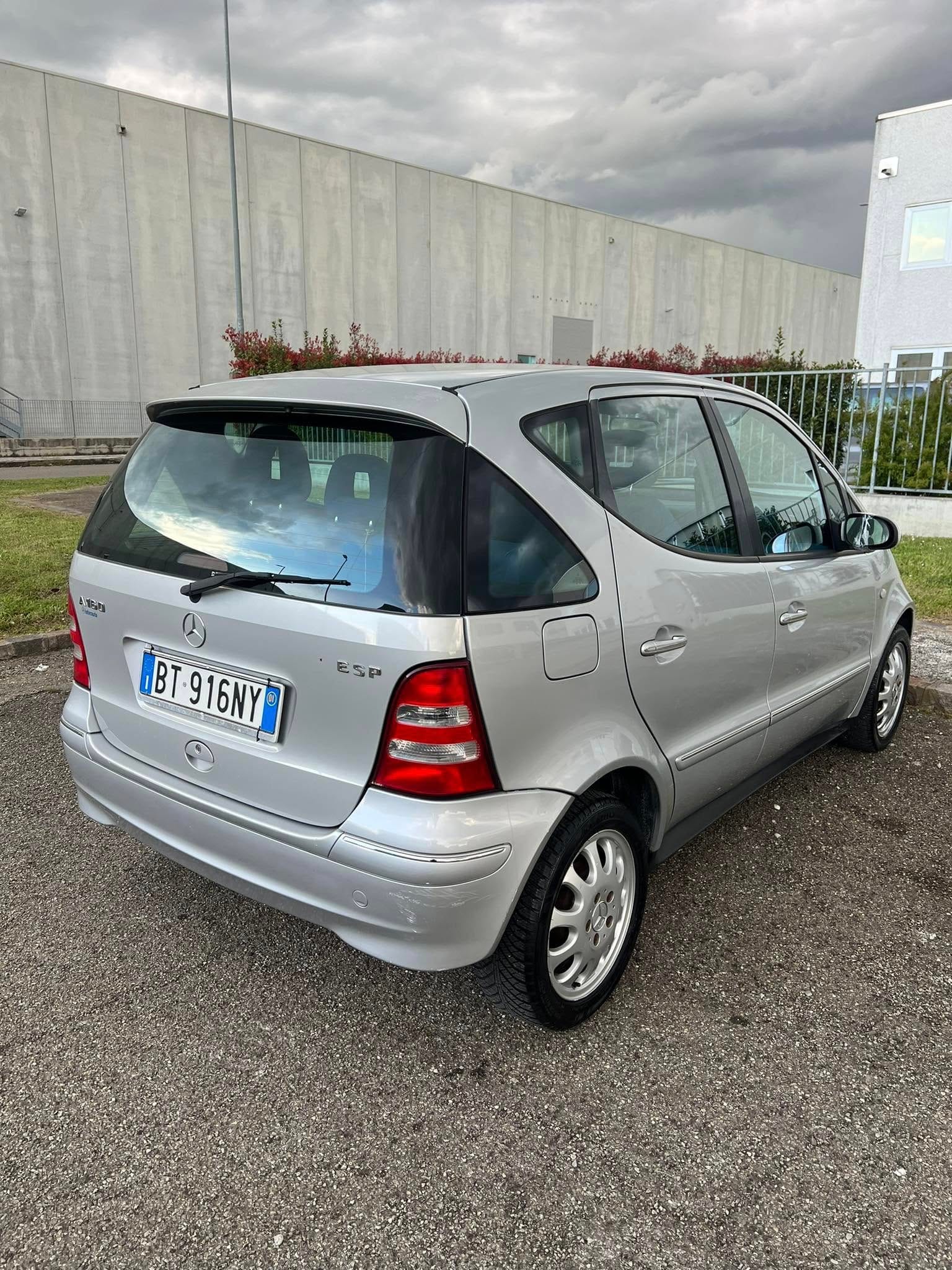 
MERCEDES CLASSE A 160 cat Avantgarde full									