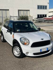 MINI 1.6 ONE COUNTRYMAN 2013