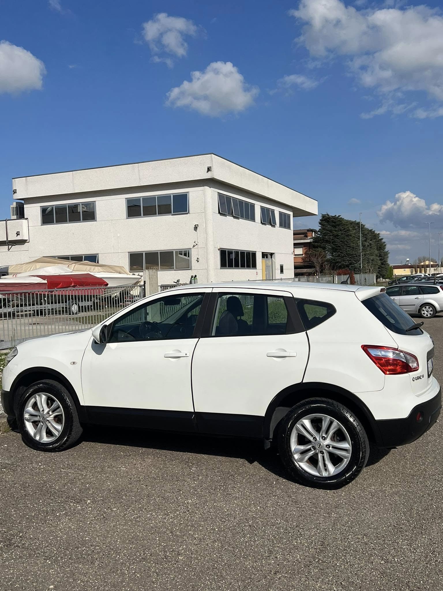
NISSAN QASHQAI 1.6 16V Tekna 2011 full									