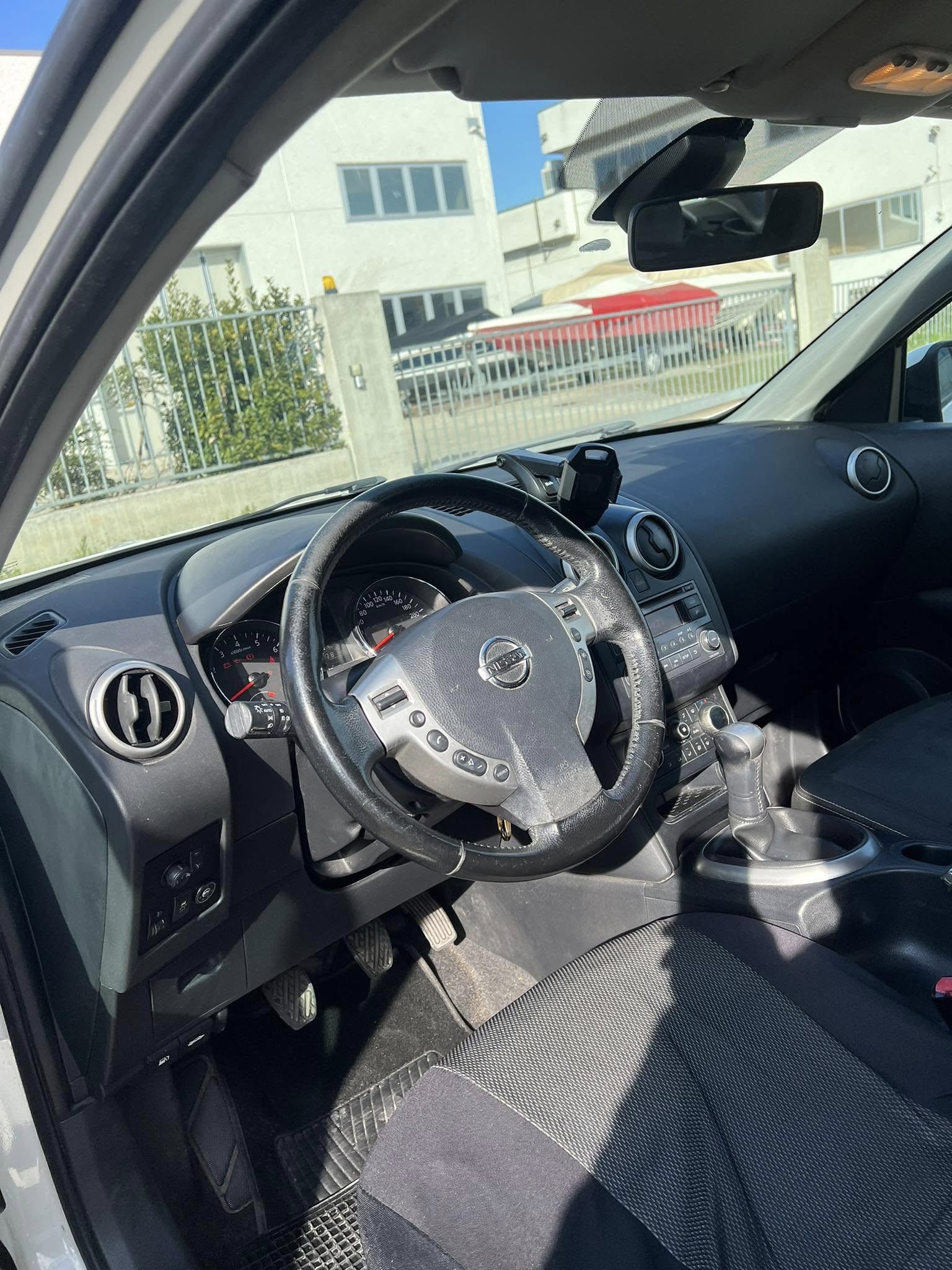 
NISSAN QASHQAI 1.6 16V Tekna 2011 full									