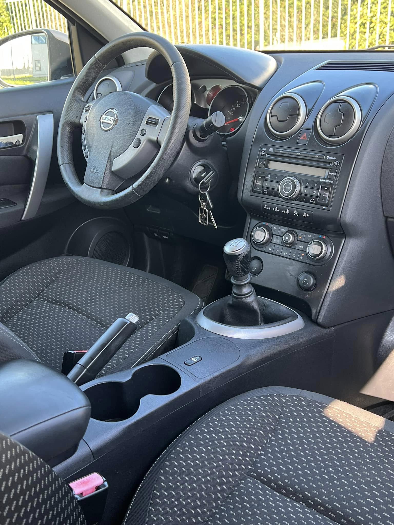 
NissanQASHQAI 1.5 dCi Tekna2011 full									