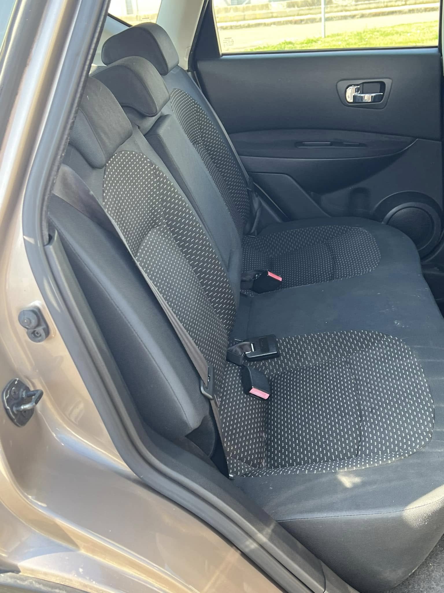 
NissanQASHQAI 1.5 dCi Tekna2011 full									