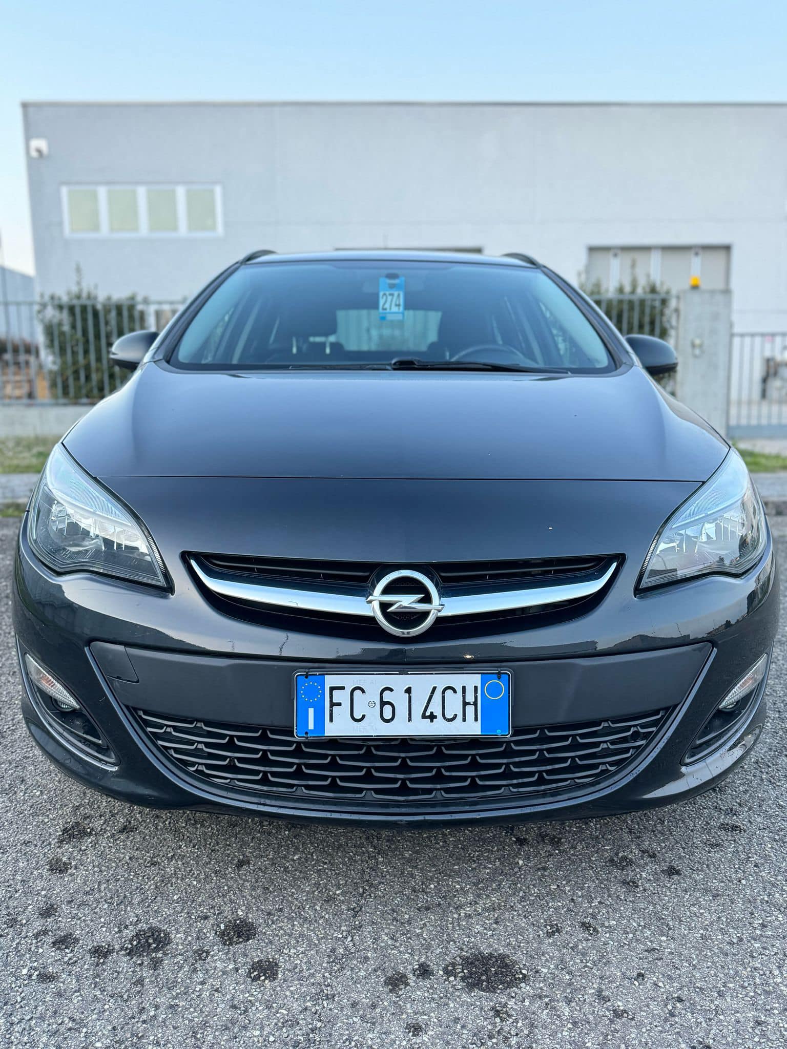 
OPELASTRA 1.4 Turbo 140CV Sports Tourer Tech Cosmo2016 full									