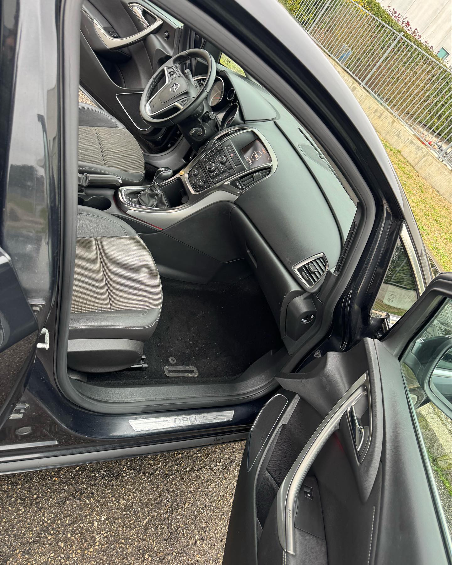 
OpelAstra 1.7 CDTI 125CV 5P Cosmo2012 full									