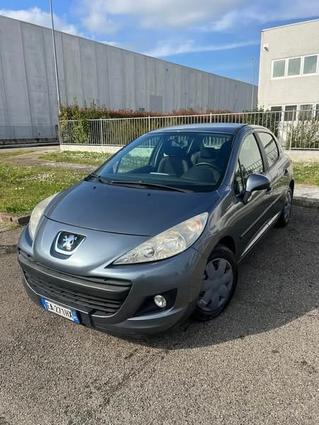 PEUGEOT207 1.4 8V 75CV 5P Energie Sport ECO2010