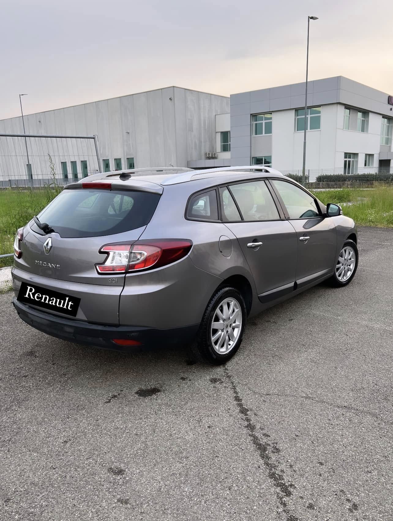 
Renault Megane 2010 full									