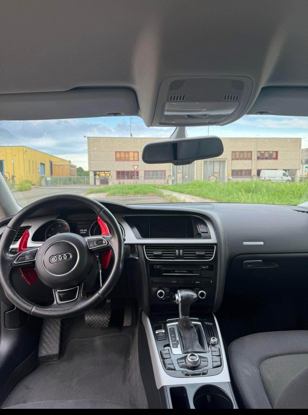 
AUDI A5 SPB 2.0 TDI A5 SPORTS BACK Quattro design S tronic 2015 full									