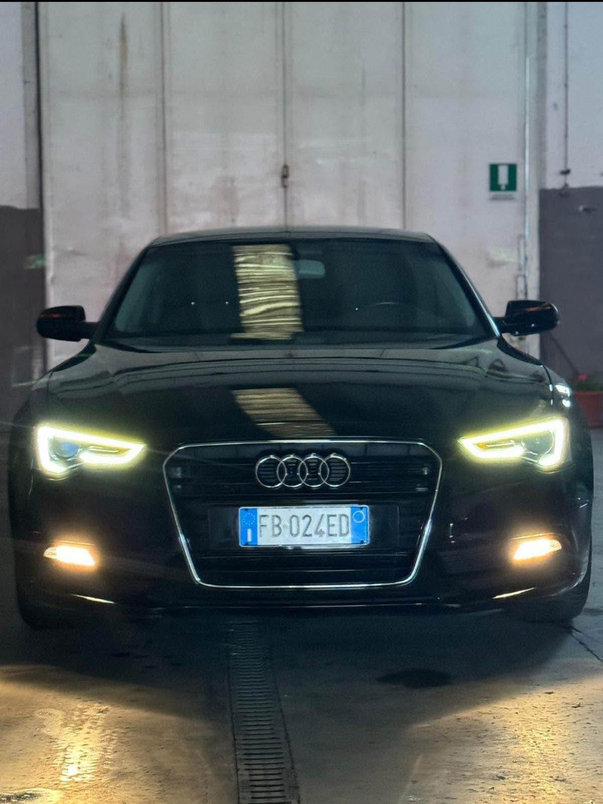 
AUDI A5 SPB 2.0 TDI A5 SPORTS BACK Quattro design S tronic 2015 full									