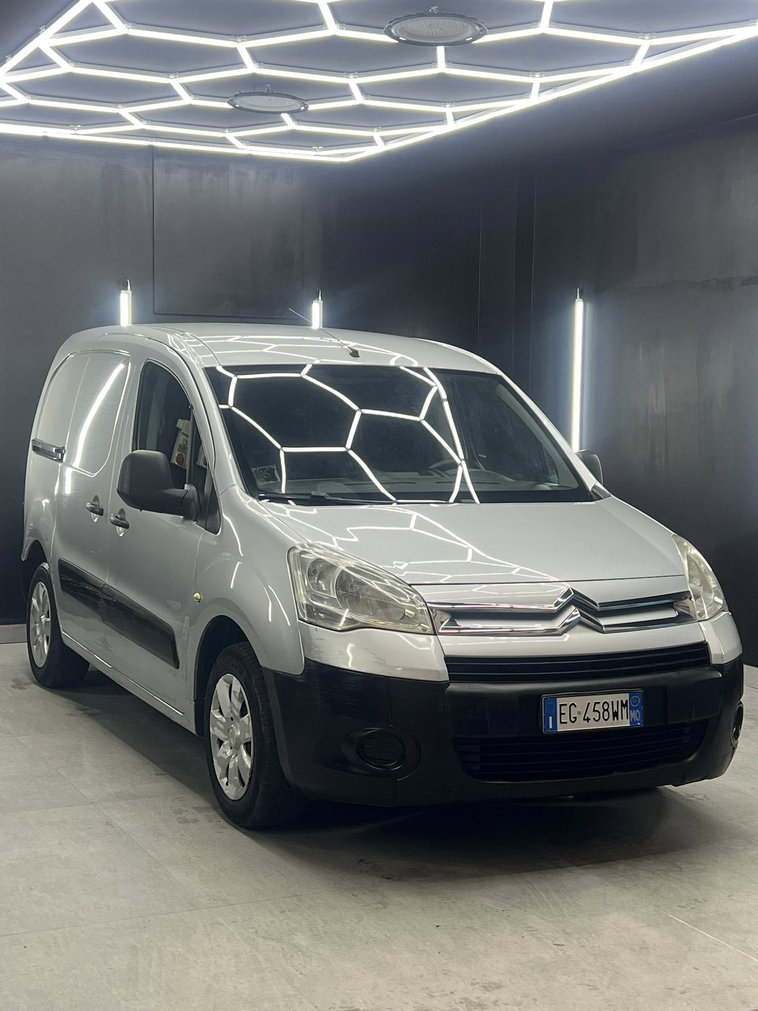 
CITROENBERLINGO 1.5 HDI 3 POSTI BUSINESS2011 full									