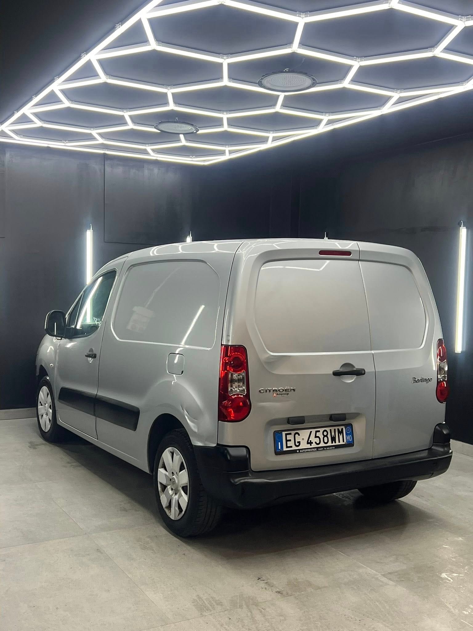 
CITROENBERLINGO 1.5 HDI 3 POSTI BUSINESS2011 full									