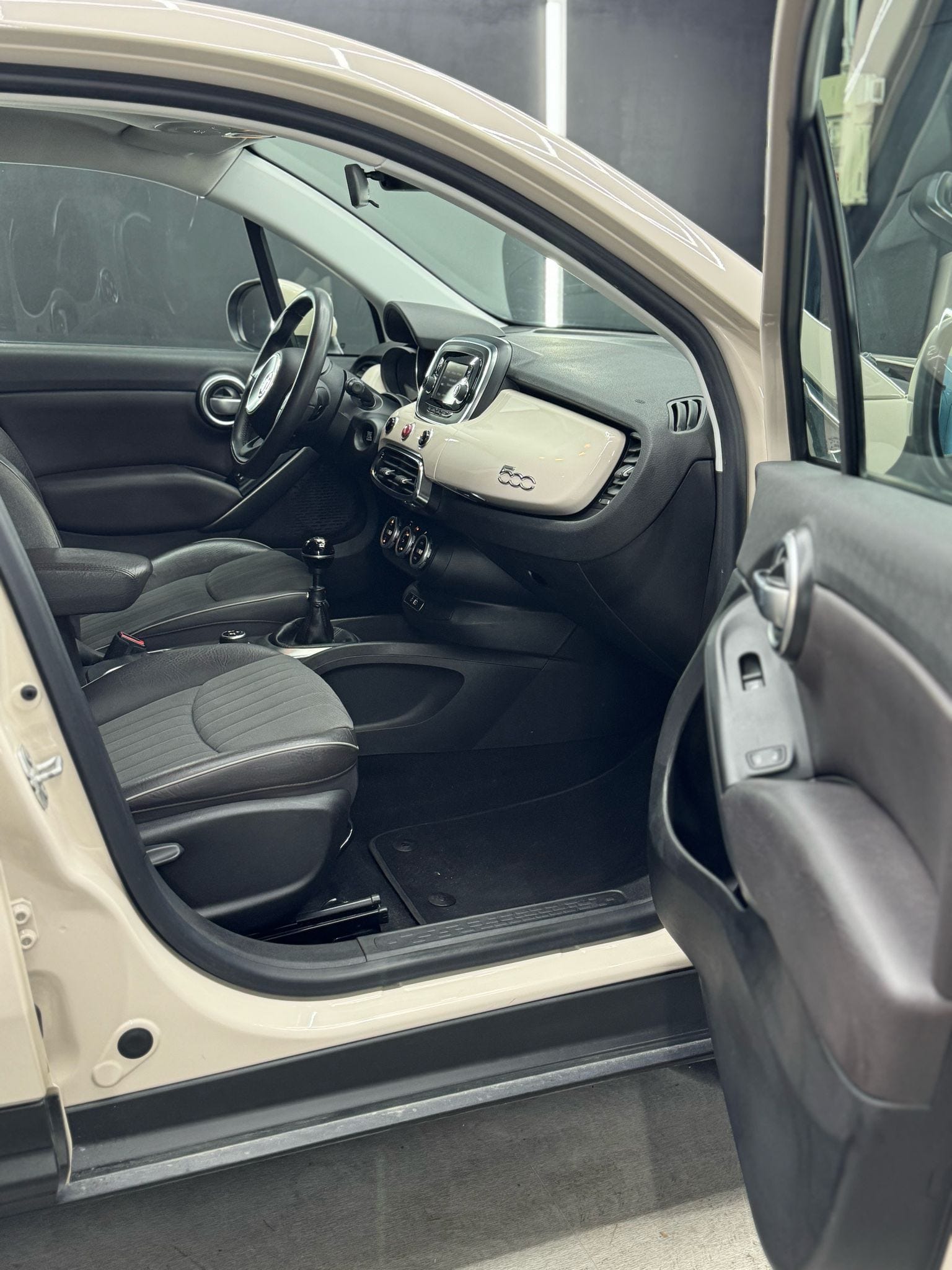 
FIAT 500X 1.6 MultiJet 120 CV Business 2015 full									