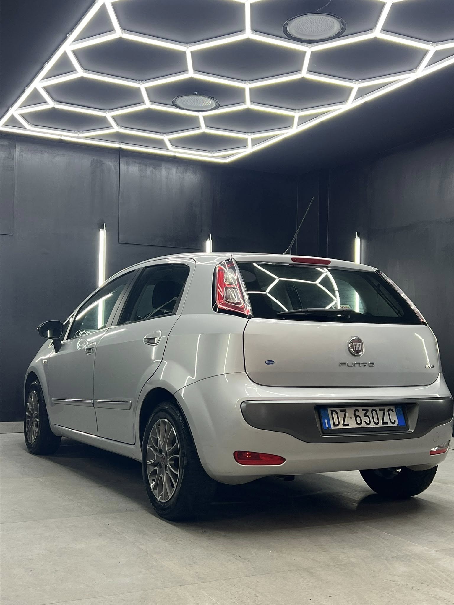 
FIAT PUNTO EVO 1.3 Mjt 95 CV DPF 5P SeS Emotion full									