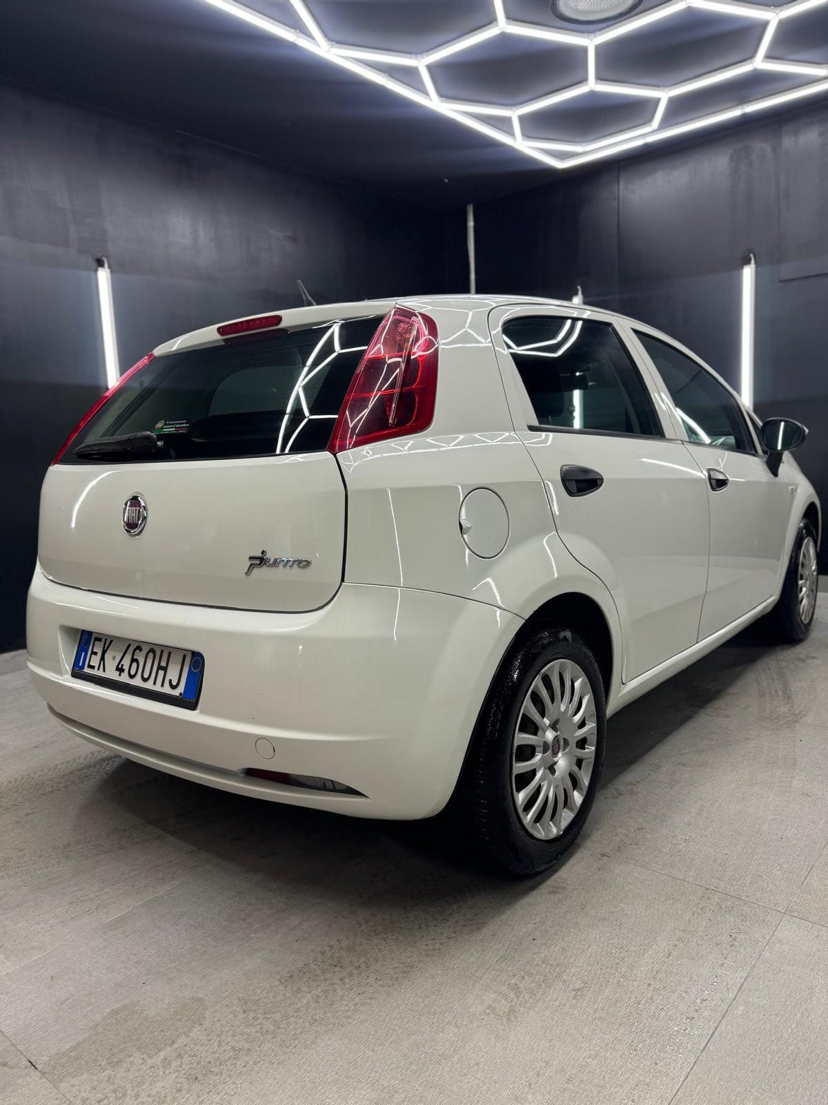 
FIATPUNTO Evo 1.2 5P SeS Dynamic2011 full									