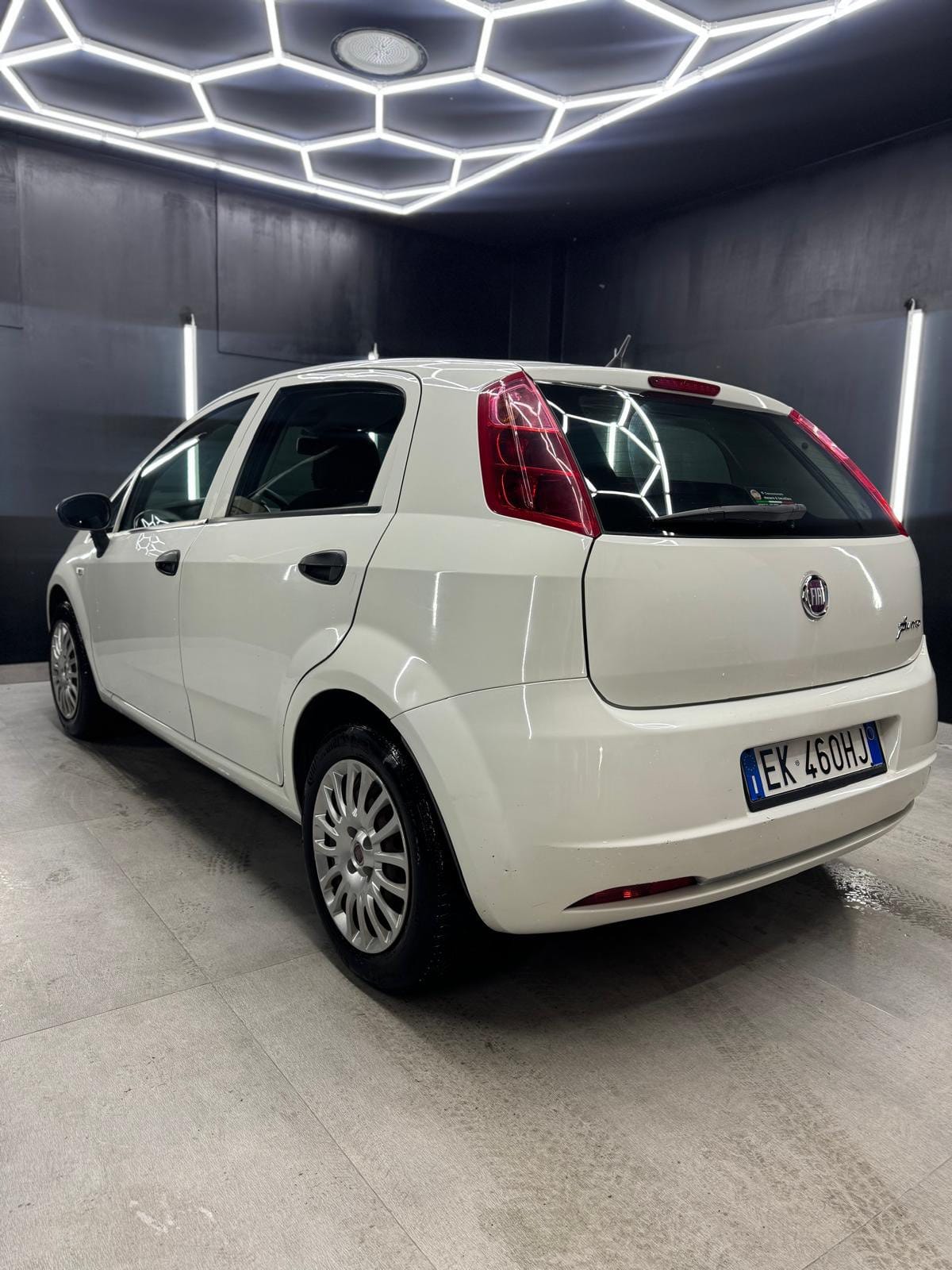 
FIATPUNTO Evo 1.2 5P SeS Dynamic2011 full									