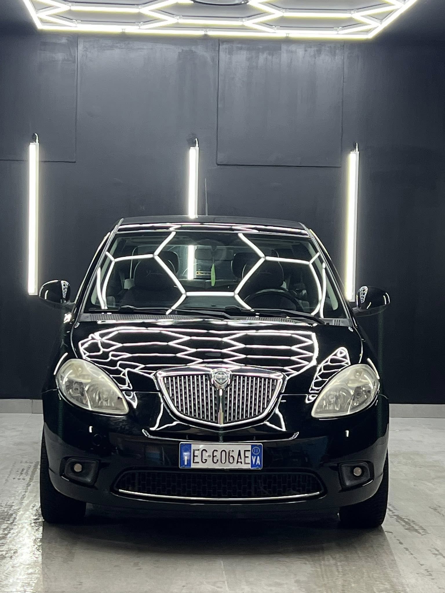 LANCIA YPSILON 1.3 MJT 75 CV Elle 2011