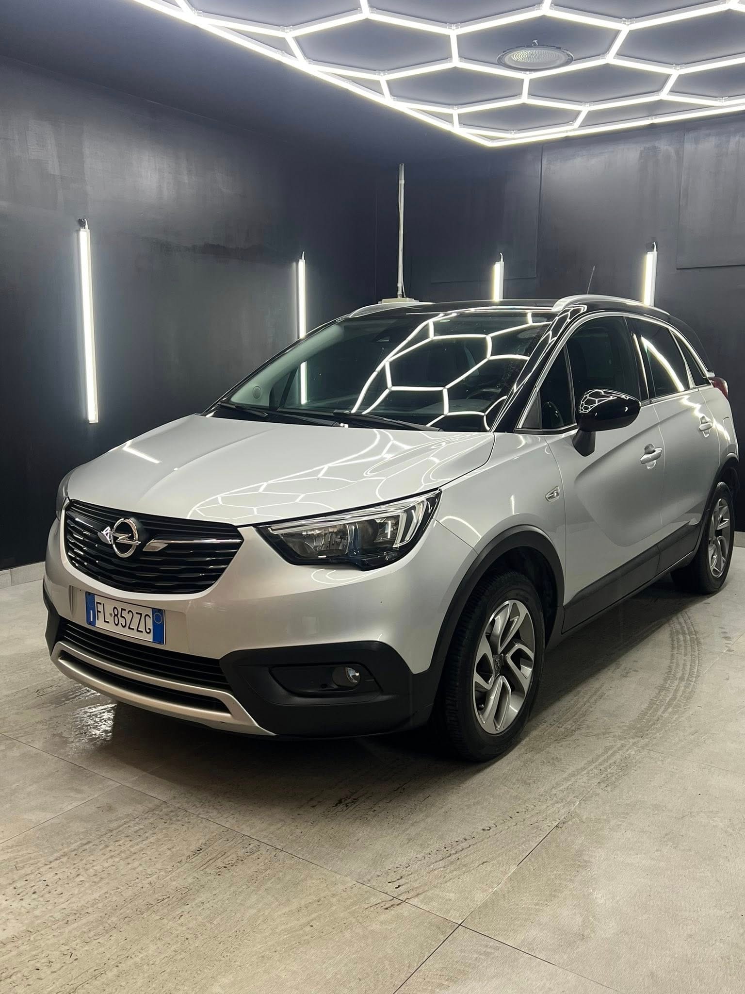 
OPEL Crossland X 1.6 ECOTEC D 120 CV StarteStop Ultimate 2018 full									