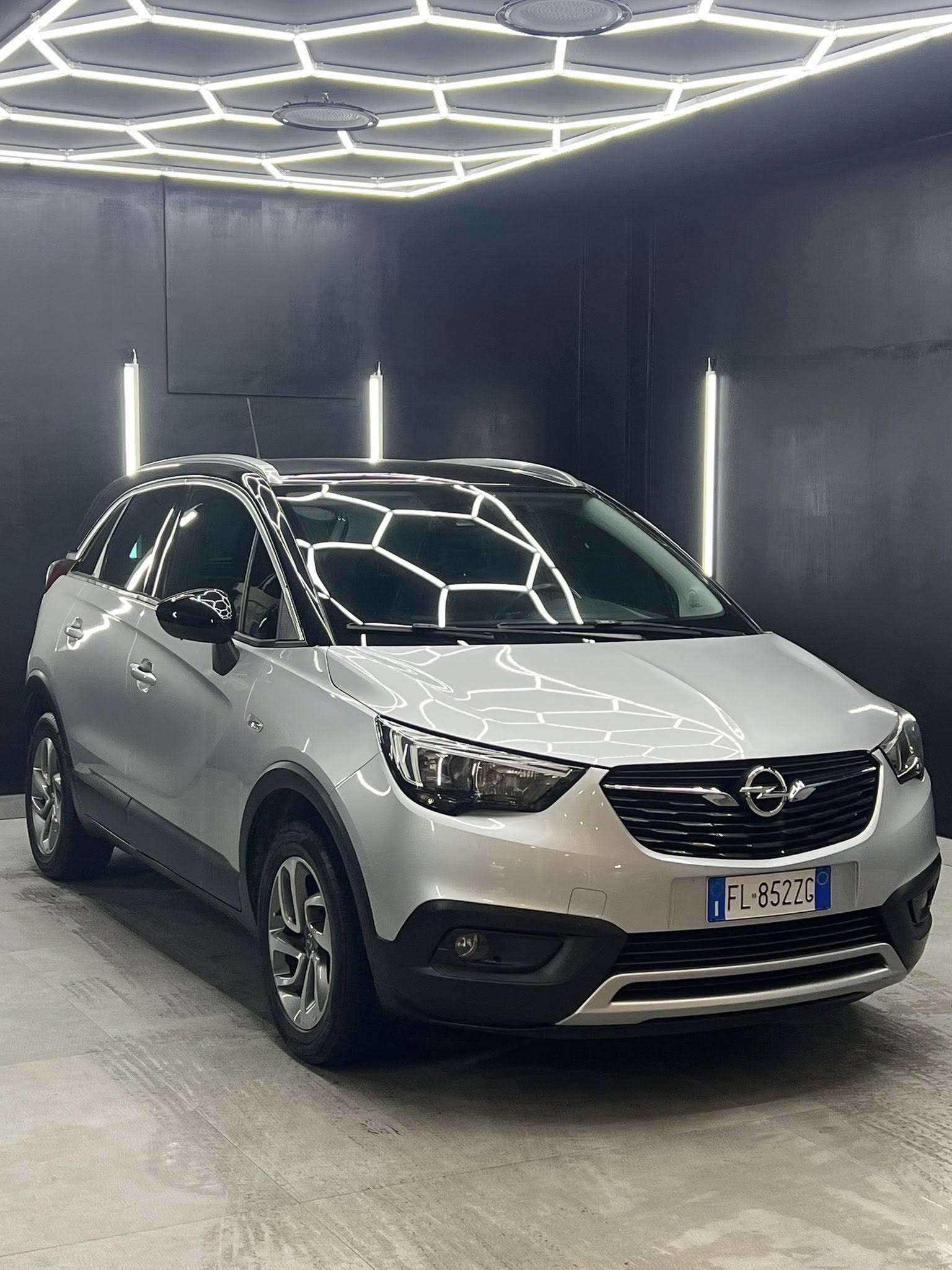 
OPEL Crossland X 1.6 ECOTEC D 120 CV StarteStop Ultimate 2018 full									