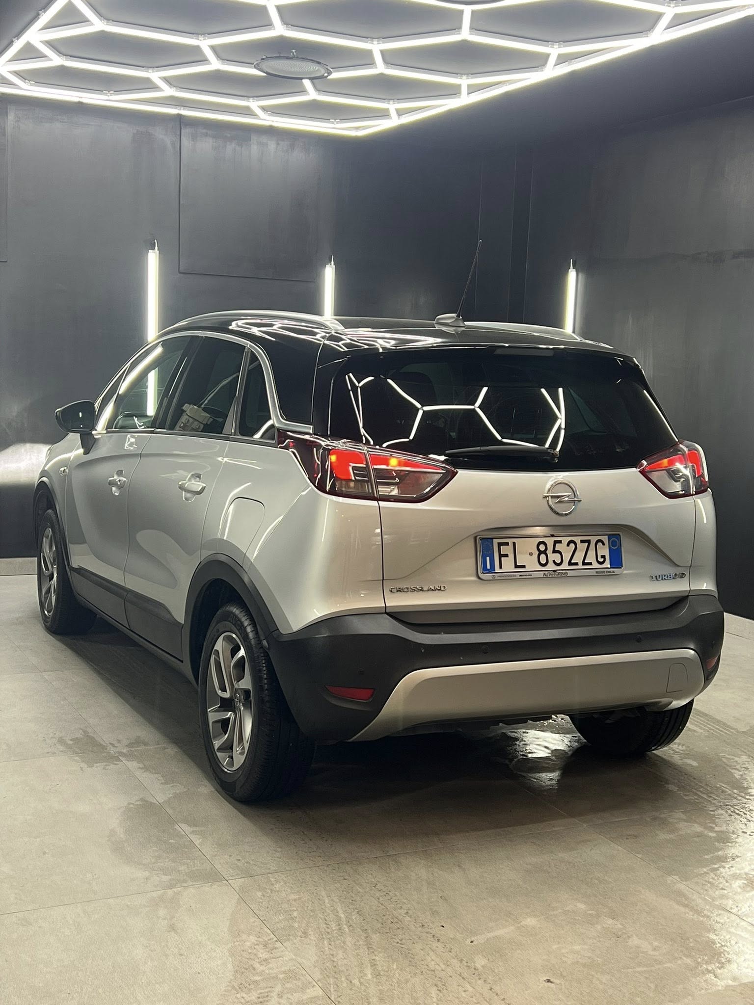 
OPEL Crossland X 1.6 ECOTEC D 120 CV StarteStop Ultimate 2018 full									