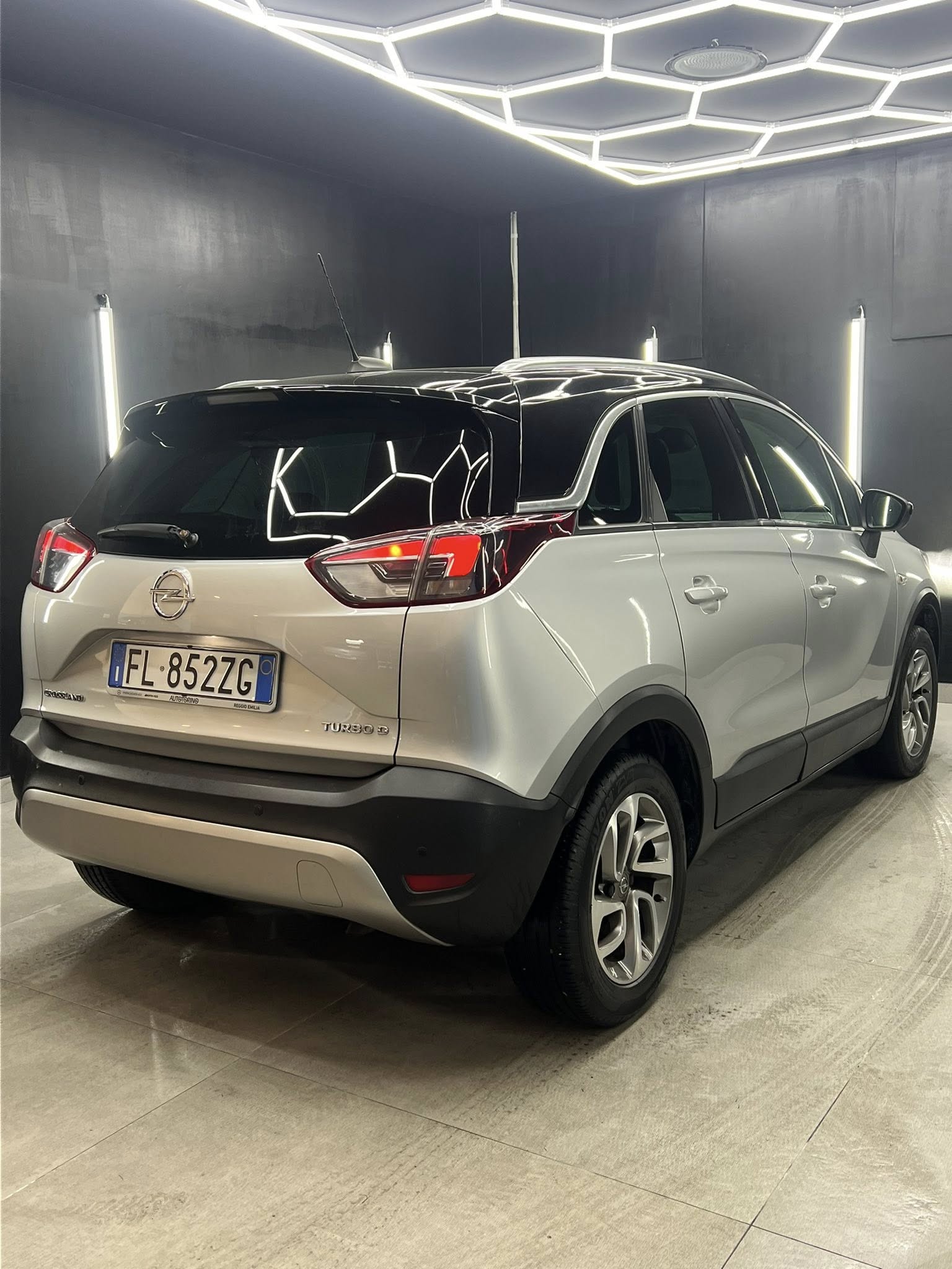 
OPEL Crossland X 1.6 ECOTEC D 120 CV StarteStop Ultimate 2018 full									