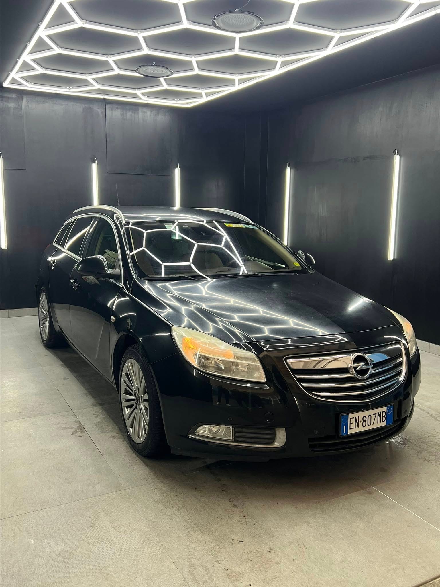 
OPEL INSIGNA 2.0 CDTI Sports Tourer Cosmo 2012 full									