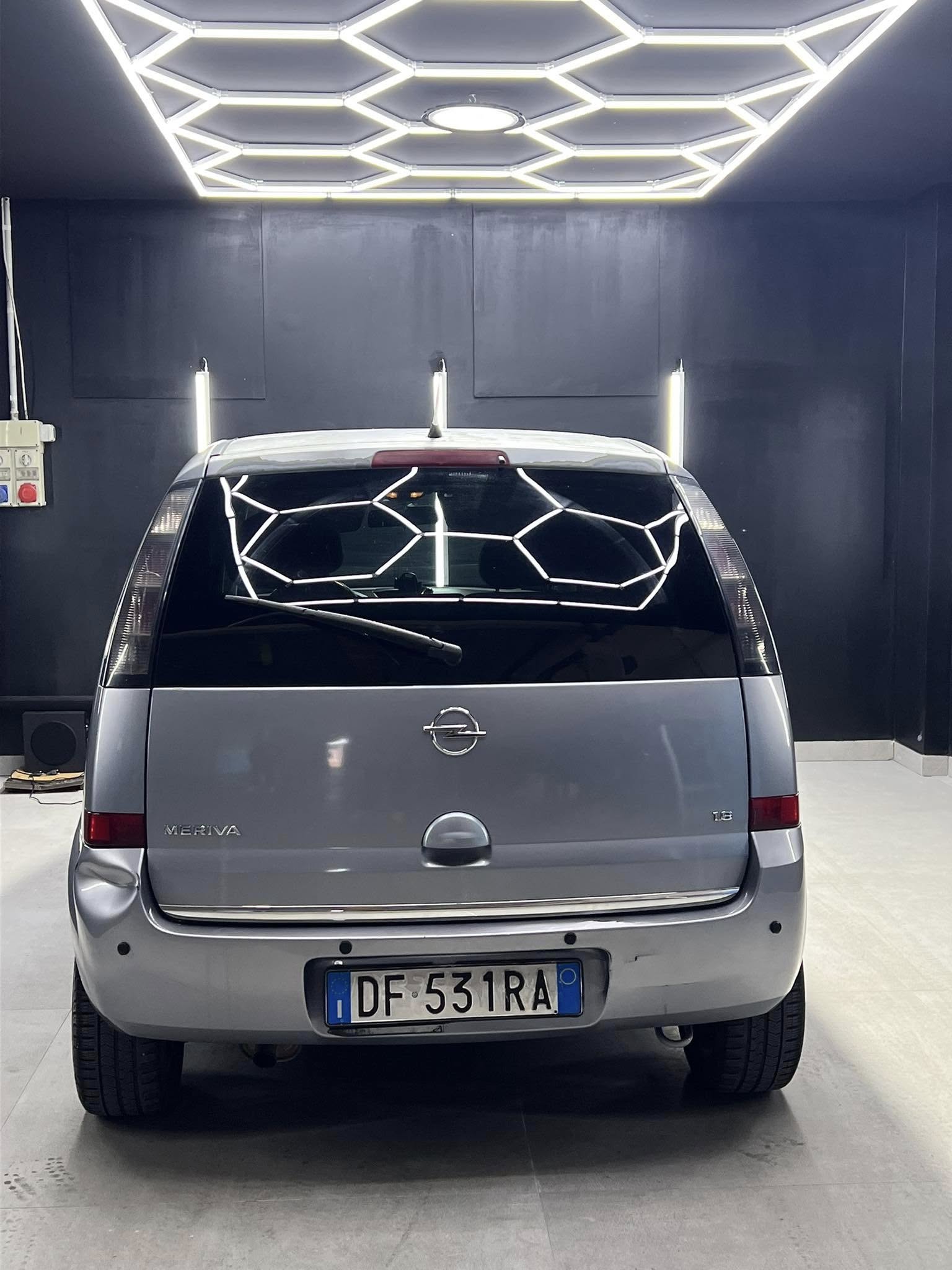 
OPELMERIVA 1.6 16V Cosmo GPL full									