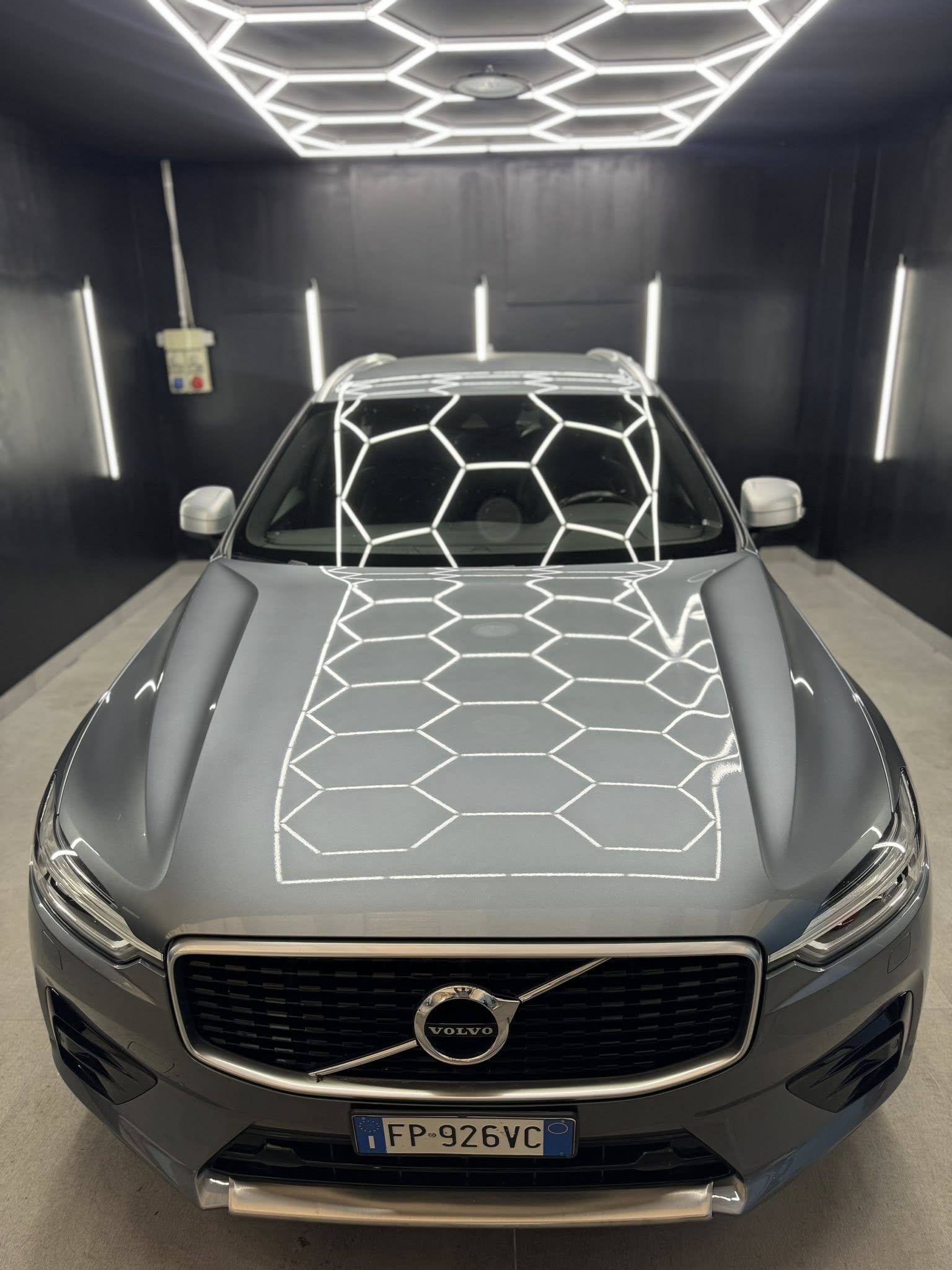 
VOLVO XC60 T5 AWD Geartronic Inscription 2018 full									