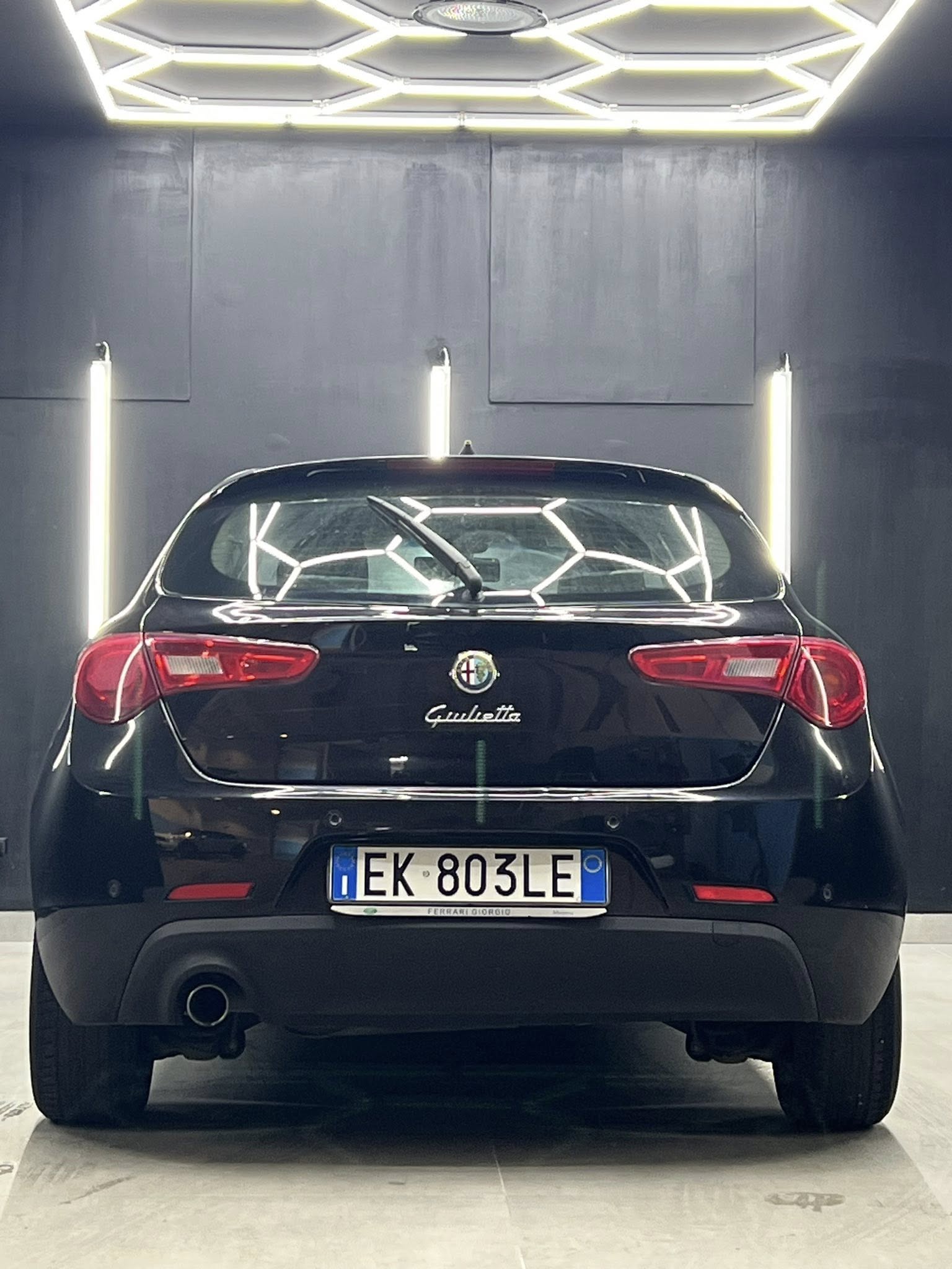 
ALFA ROMEOGIULIETTA 1.6 JTDm-2 105 CV Exclusive2012 full									