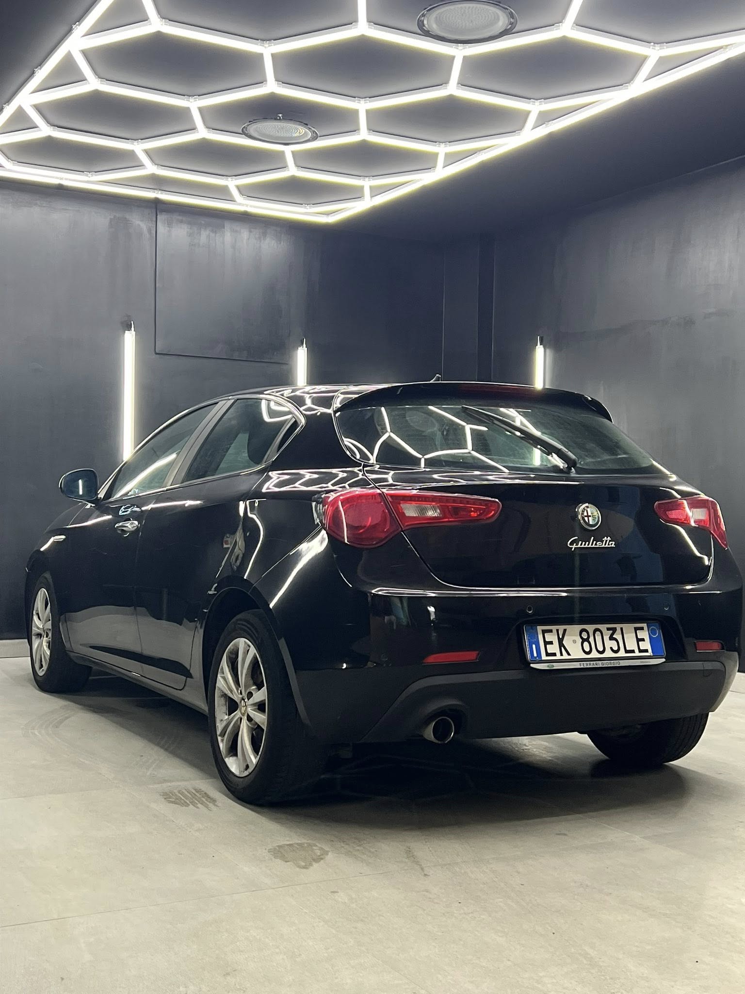 
ALFA ROMEOGIULIETTA 1.6 JTDm-2 105 CV Exclusive2012 full									