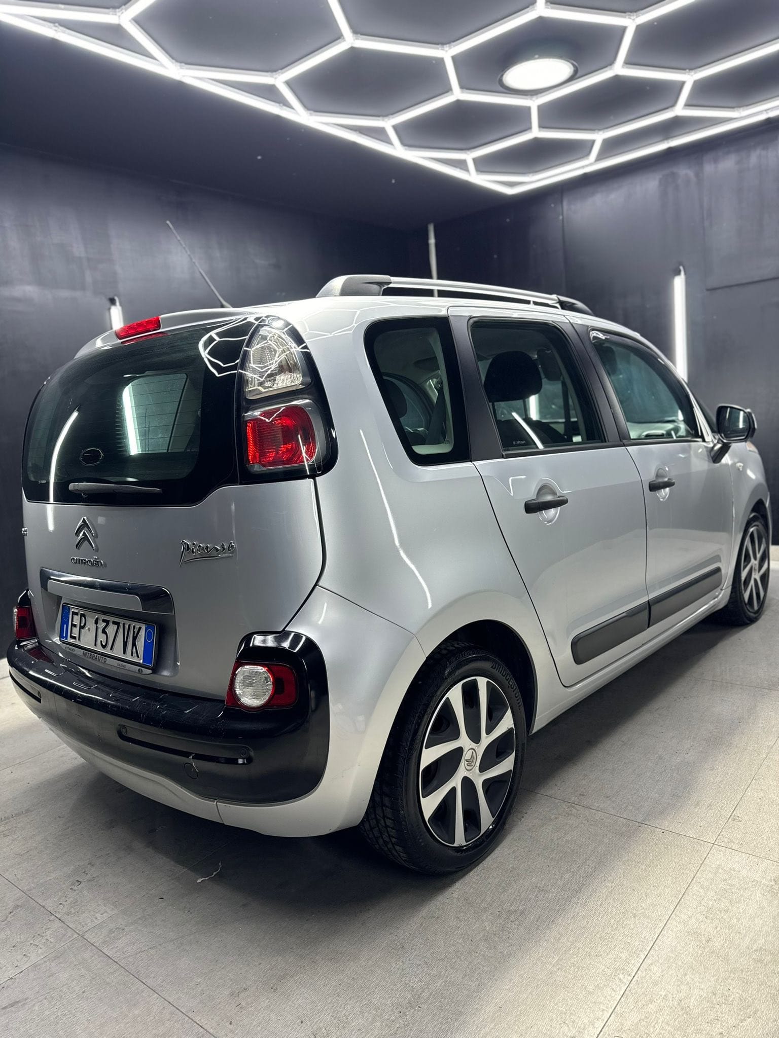 
CITROENC3 Picasso 1.4 VTi 95 Exclusive Limited2013 full									
