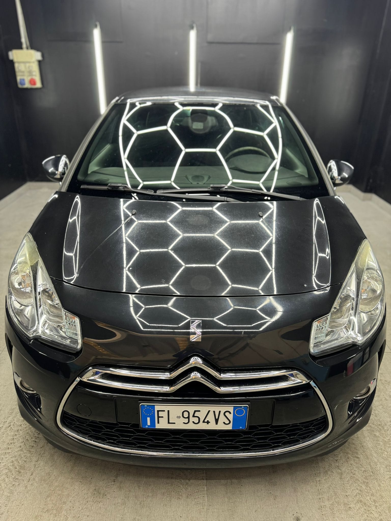 
CITROENDS 3 1.6 THP 155 Just Black2018 full									