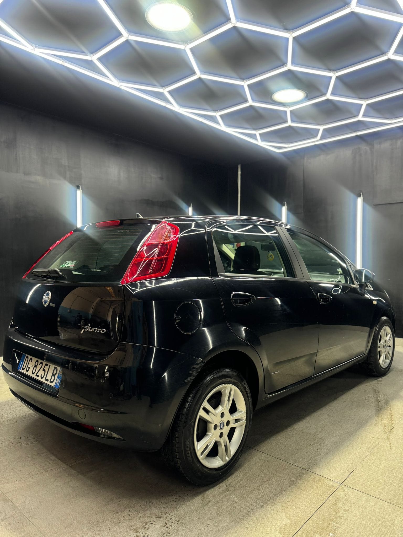 
FIATGRANDE PUNTO 1.4 5P Dynamic full									