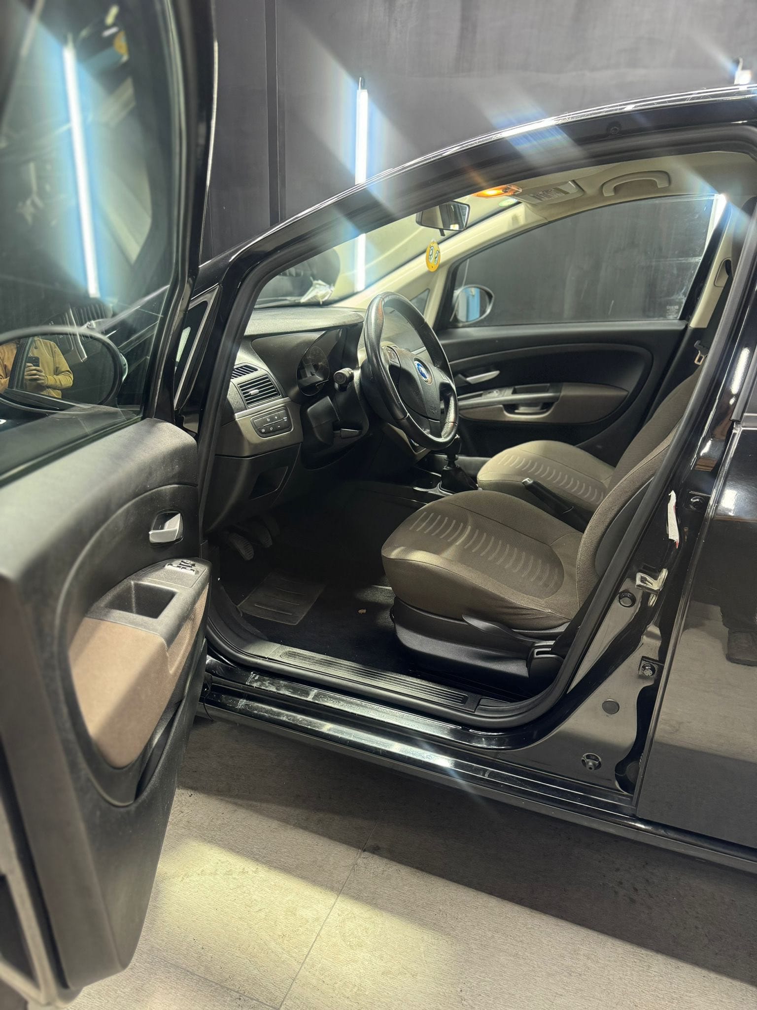 
FIATGRANDE PUNTO 1.4 5P Dynamic full									