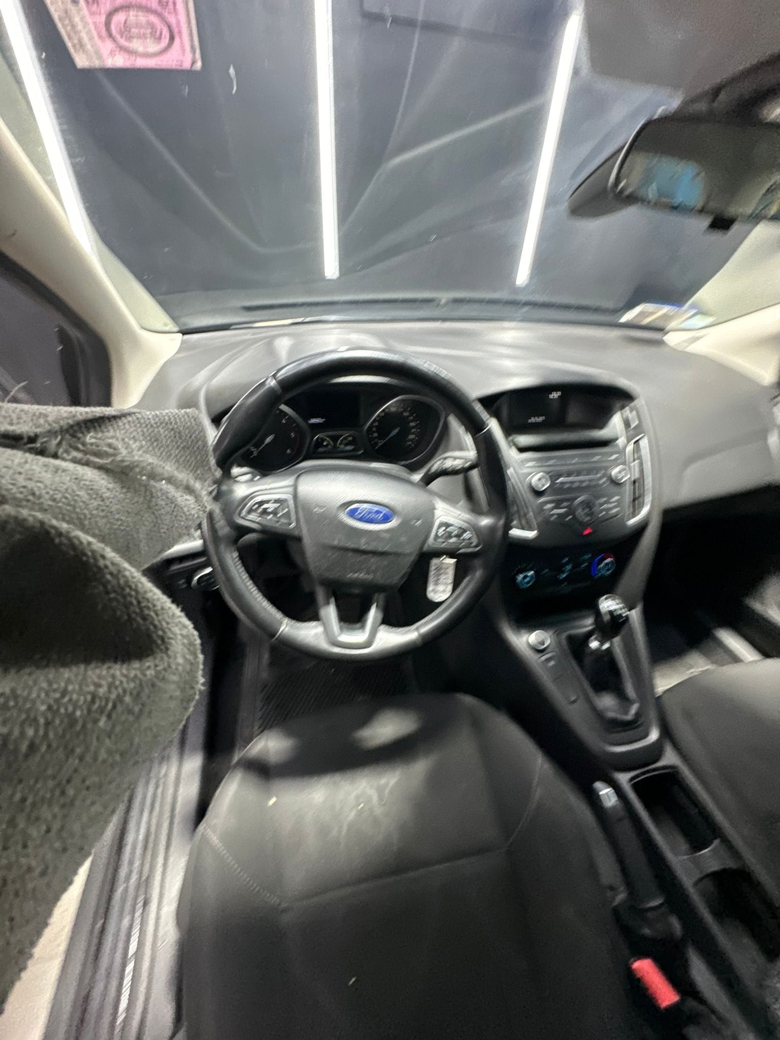 
FORDFOCUS 1.5 TDCi 120 CV StarteStop SW Titanium X2015 full									