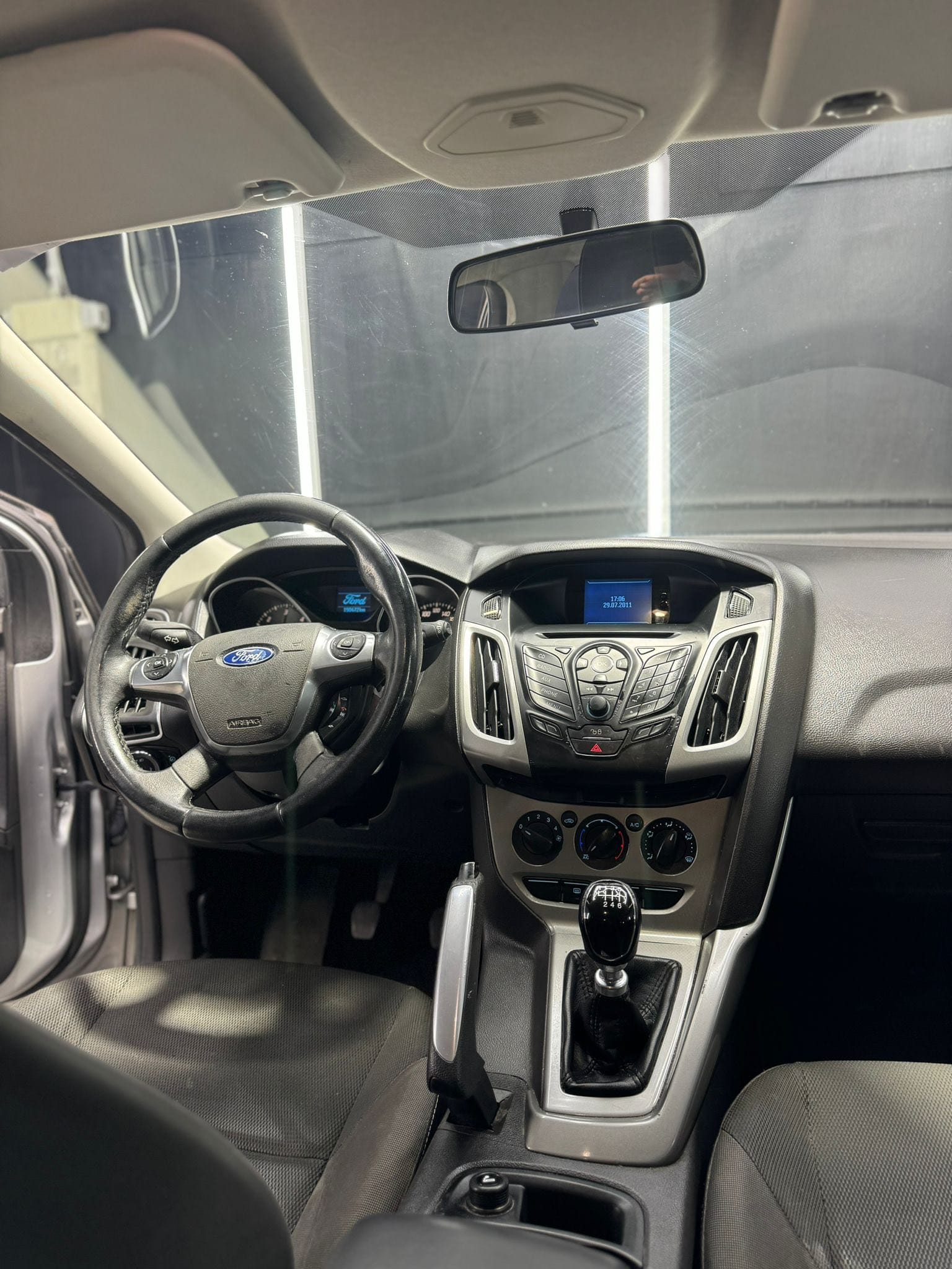 
FORDFOCUS 1.6 TDCi 95 CV Titanium full									