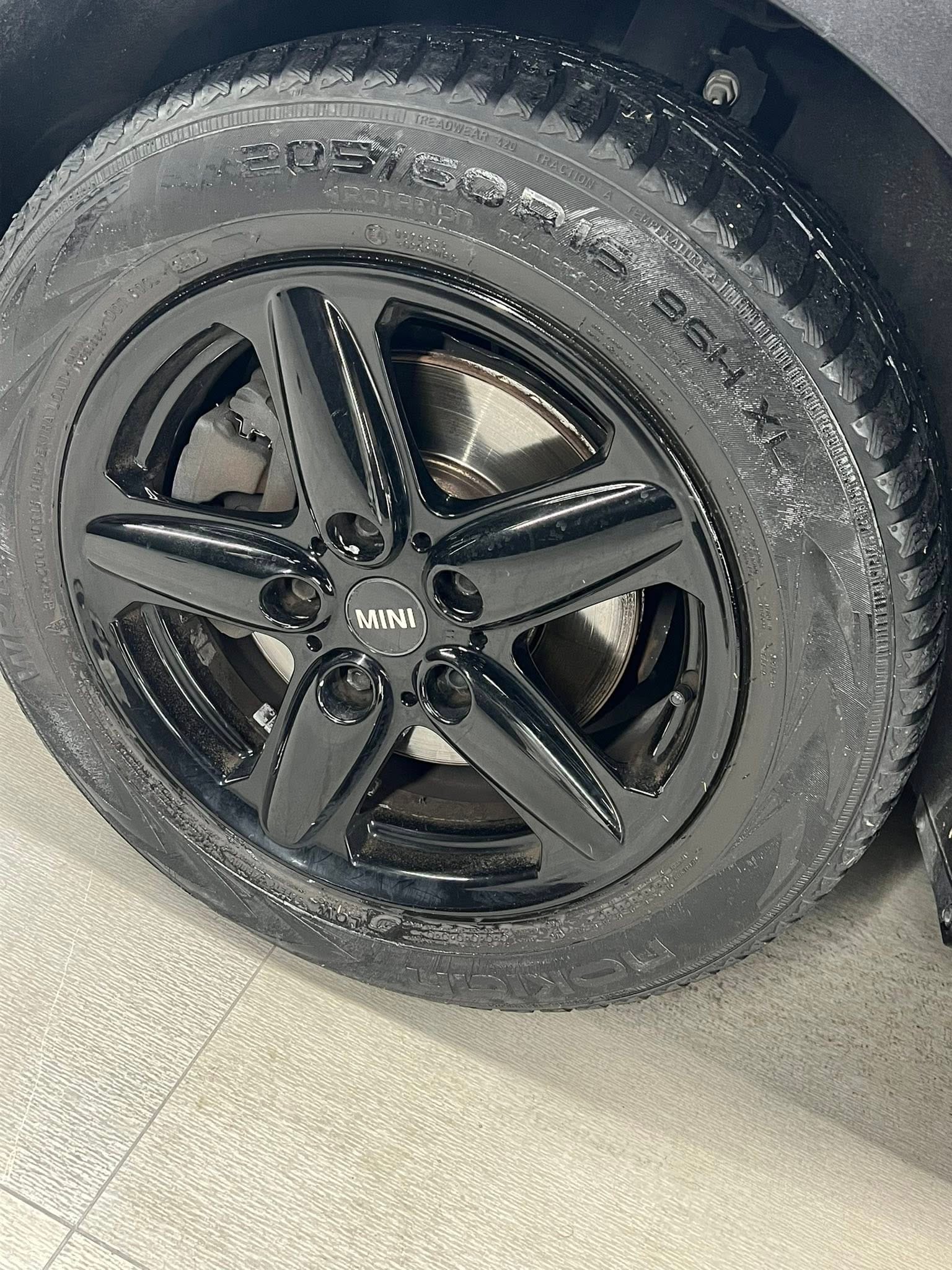 
MINI2.0 COOPER D Countryman Automatica2013 full									