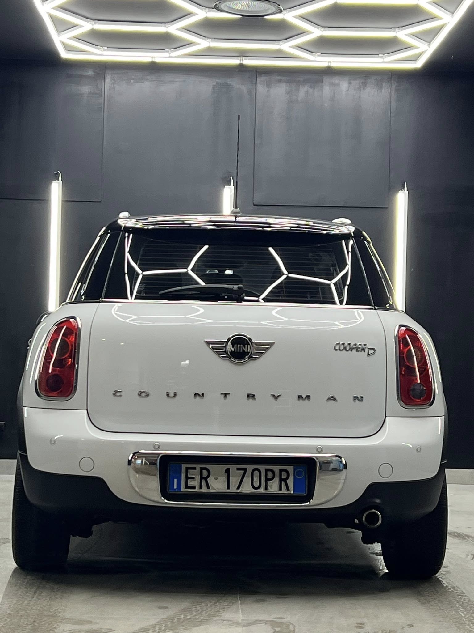 
MINI2.0 COOPER D Countryman Automatica2013 full									