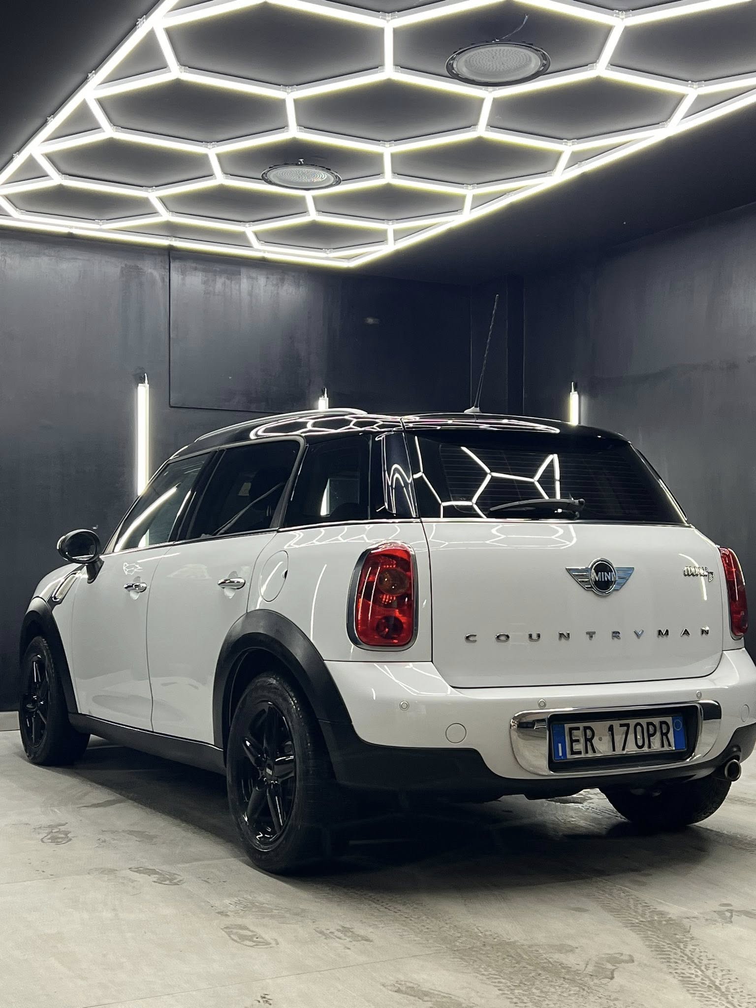
MINI2.0 COOPER D Countryman Automatica2013 full									