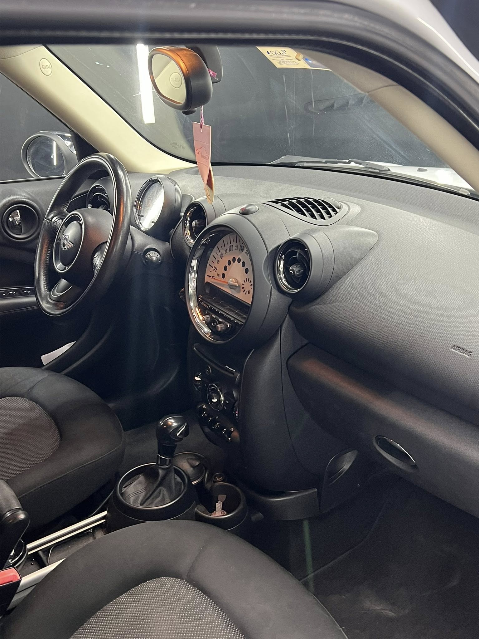 
MINI2.0 COOPER D Countryman Automatica2013 full									