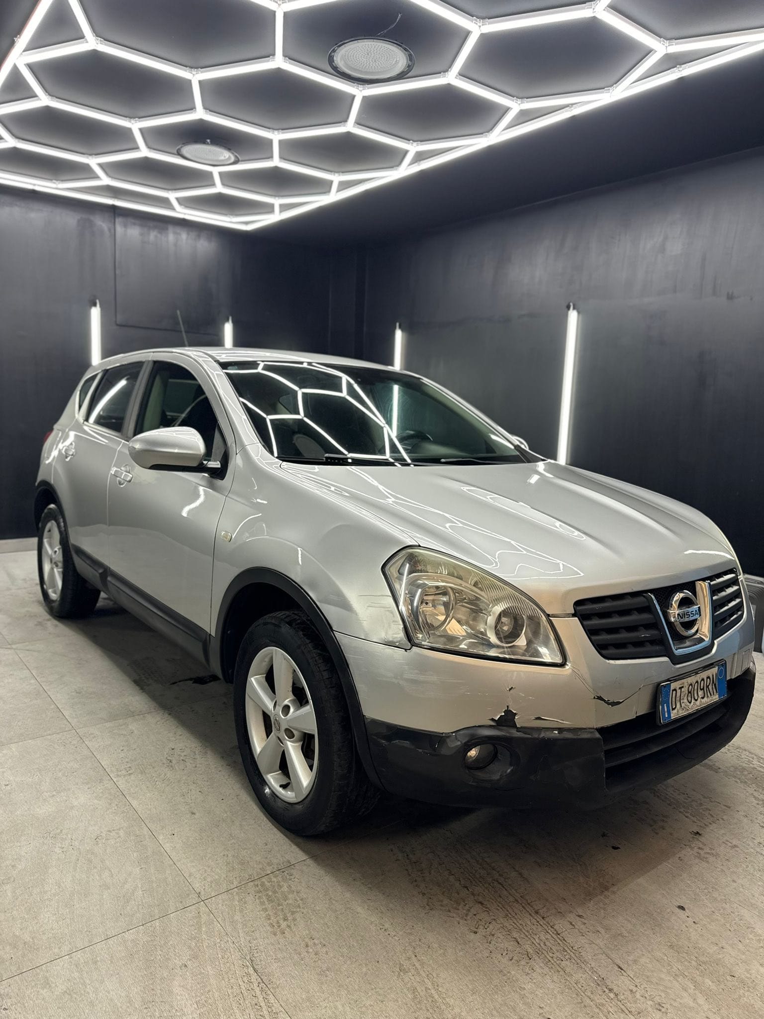 
NISSANQASHQAI 1.5 dCi Tekna2009 full									