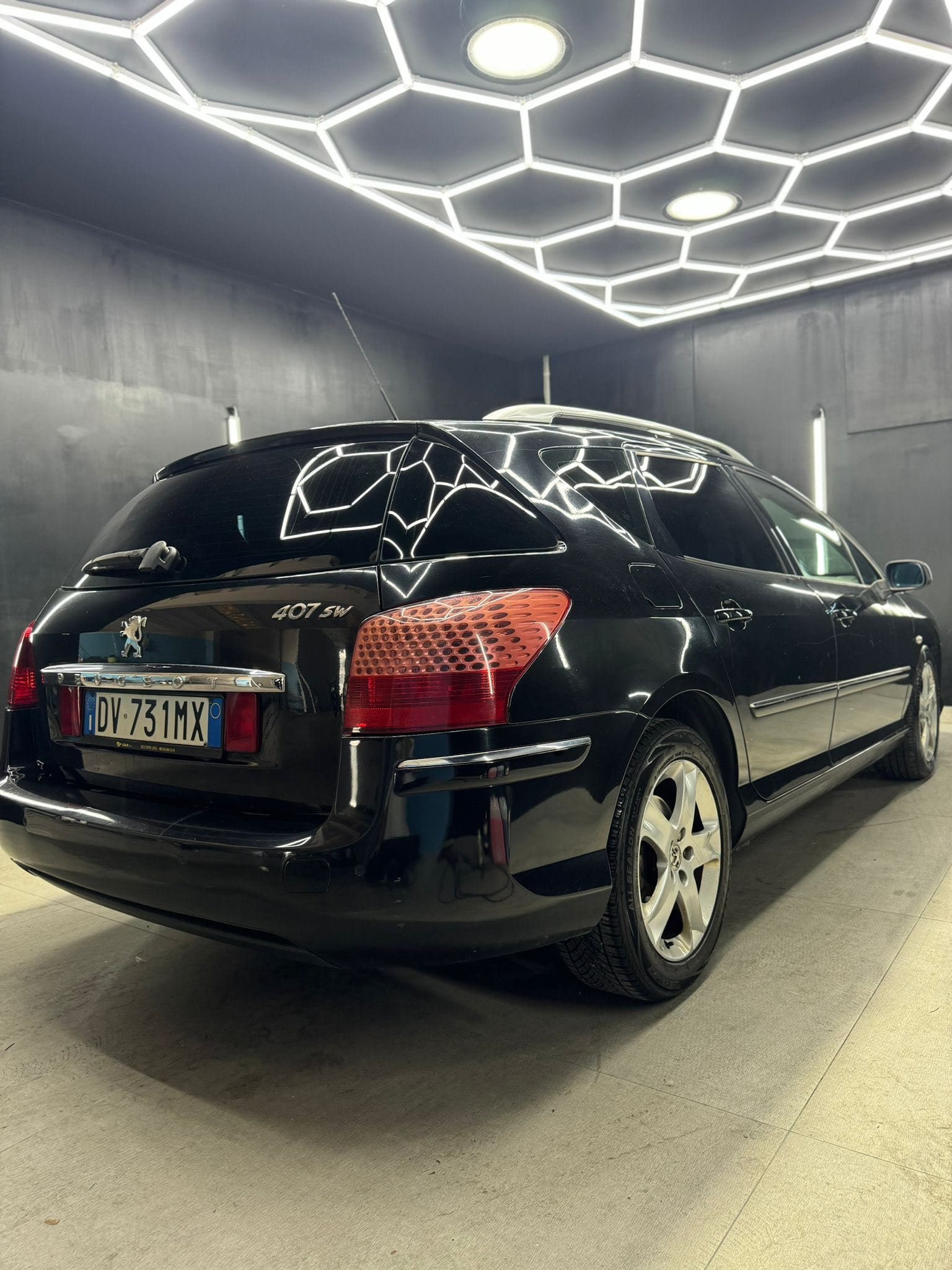 
PEUGEOT407 2.0 HDi SW Ciel Feline (int. Pelle)2009 full									