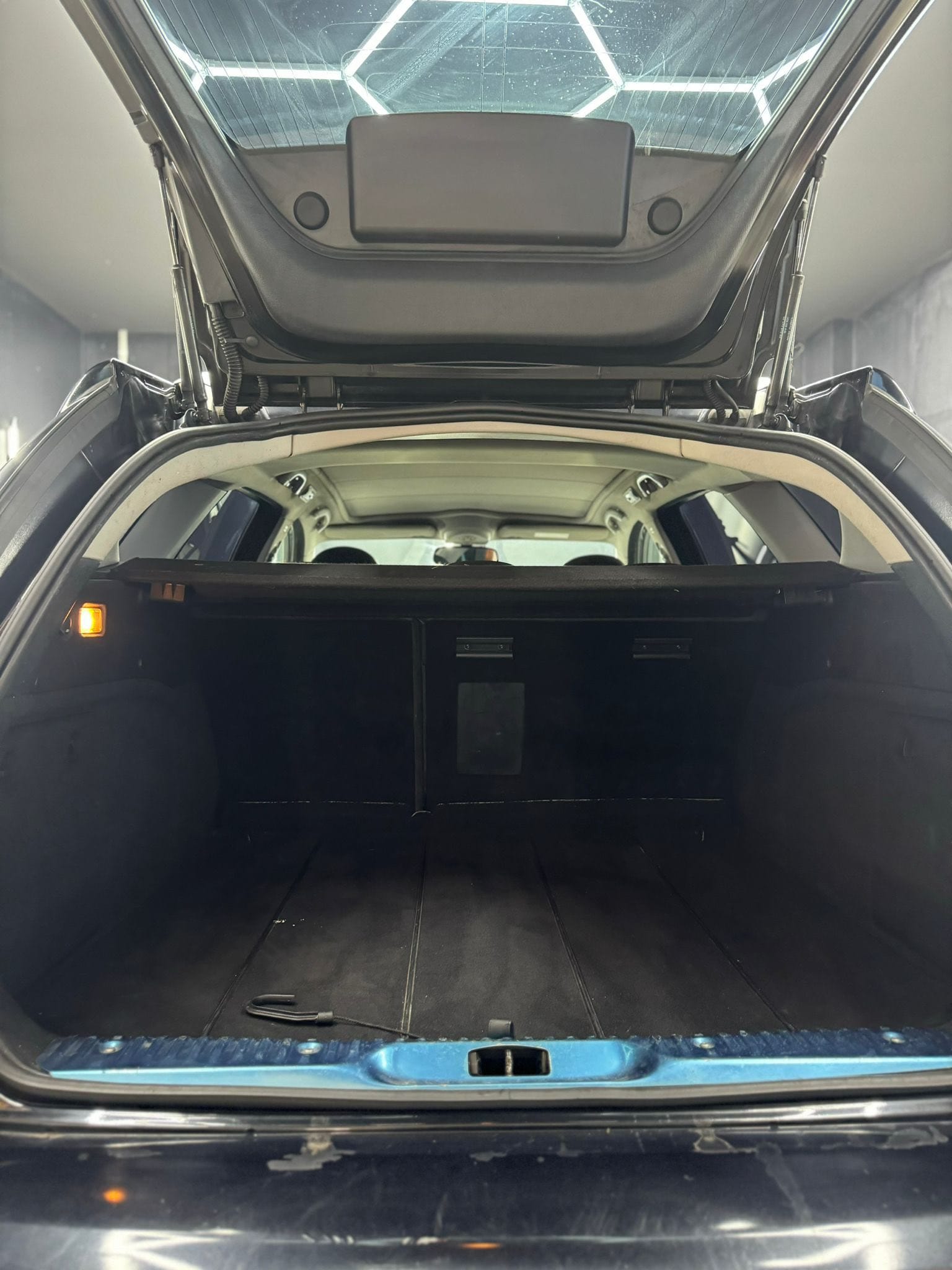 
PEUGEOT407 2.0 HDi SW Ciel Feline (int. Pelle)2009 full									