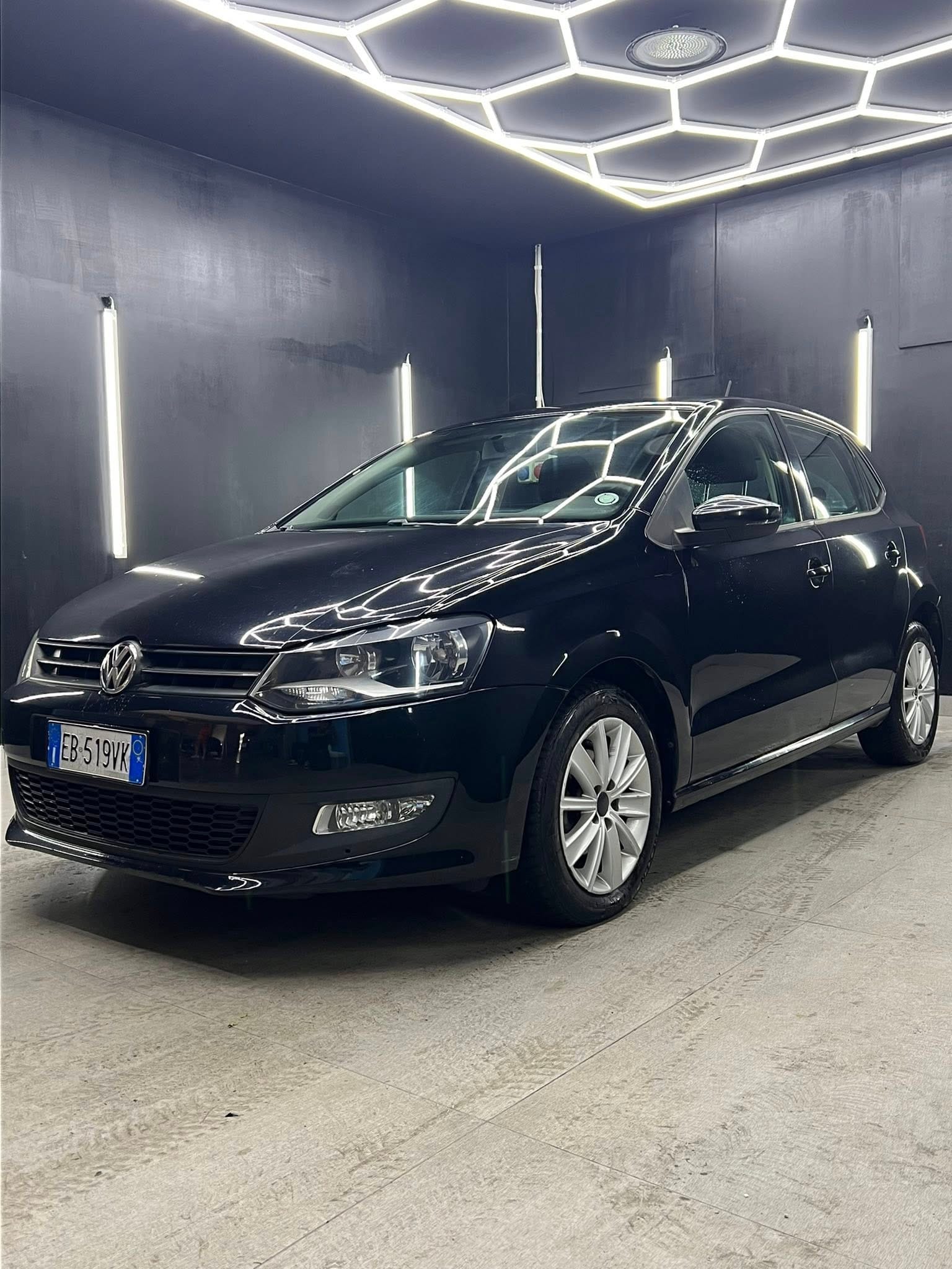 
VOLKSWAGEN POLO 1.2 70 CV 5P Comfortline 2010 full									