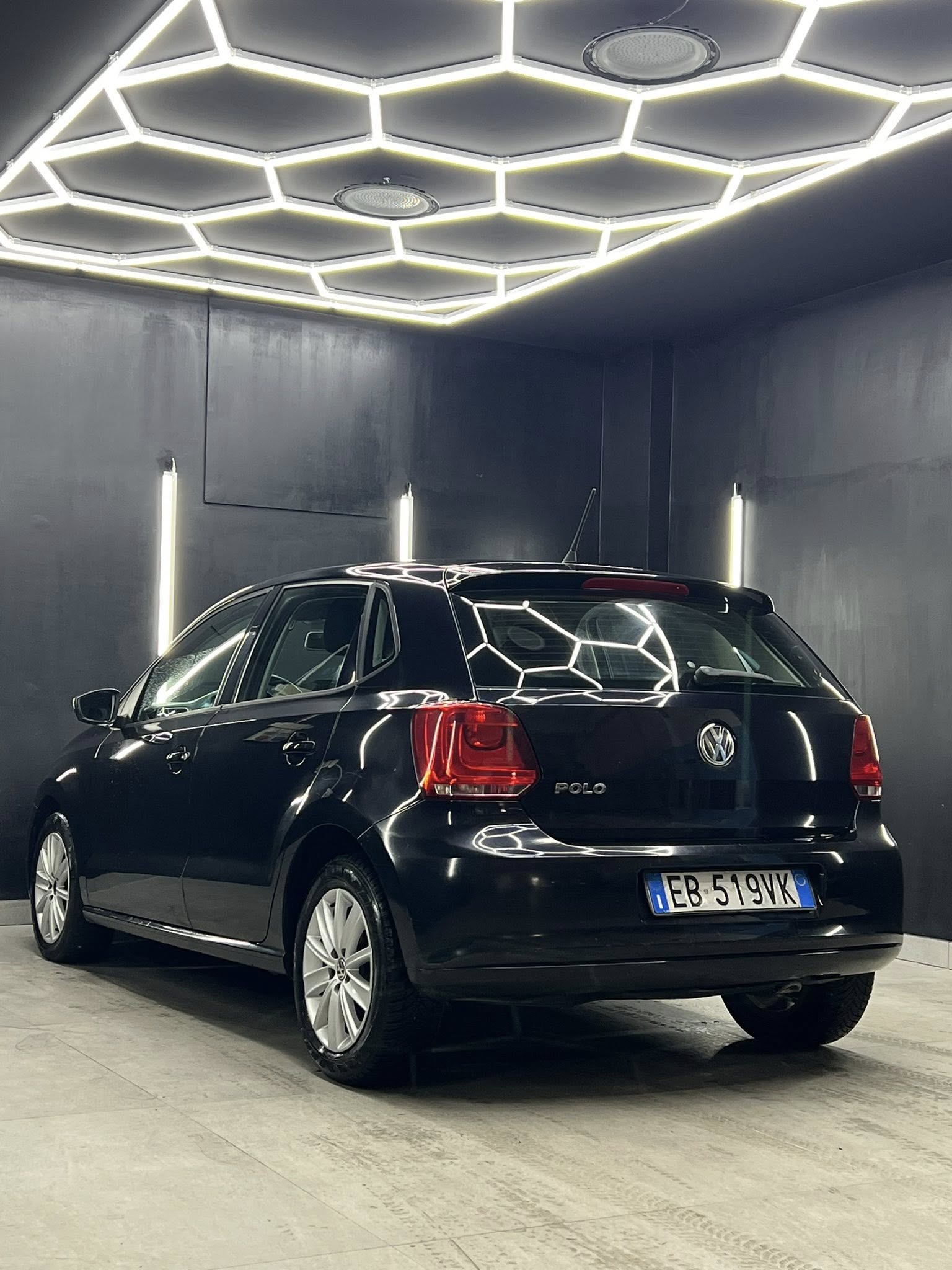 
VOLKSWAGEN POLO 1.2 70 CV 5P Comfortline 2010 full									