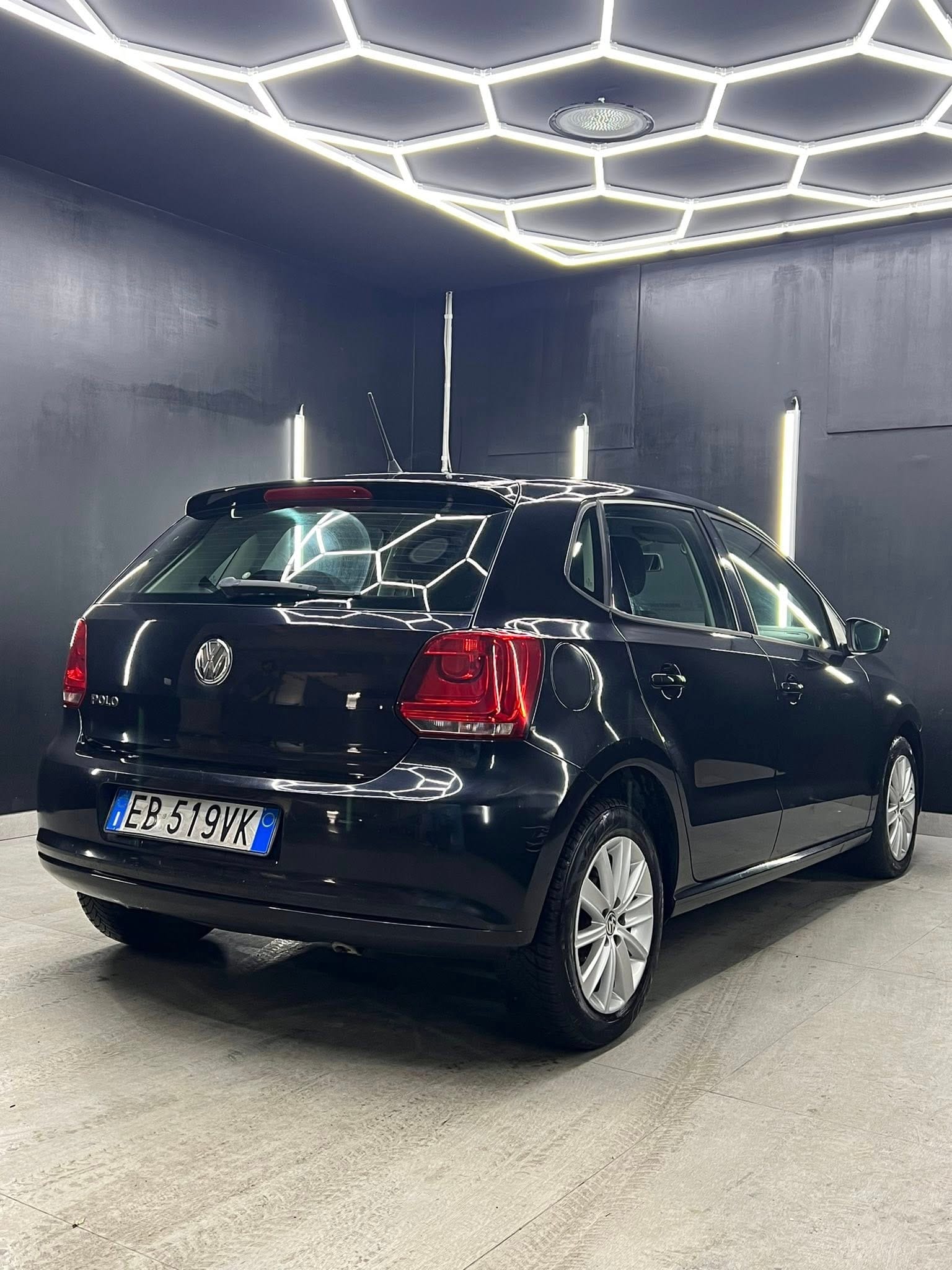 
VOLKSWAGEN POLO 1.2 70 CV 5P Comfortline 2010 full									