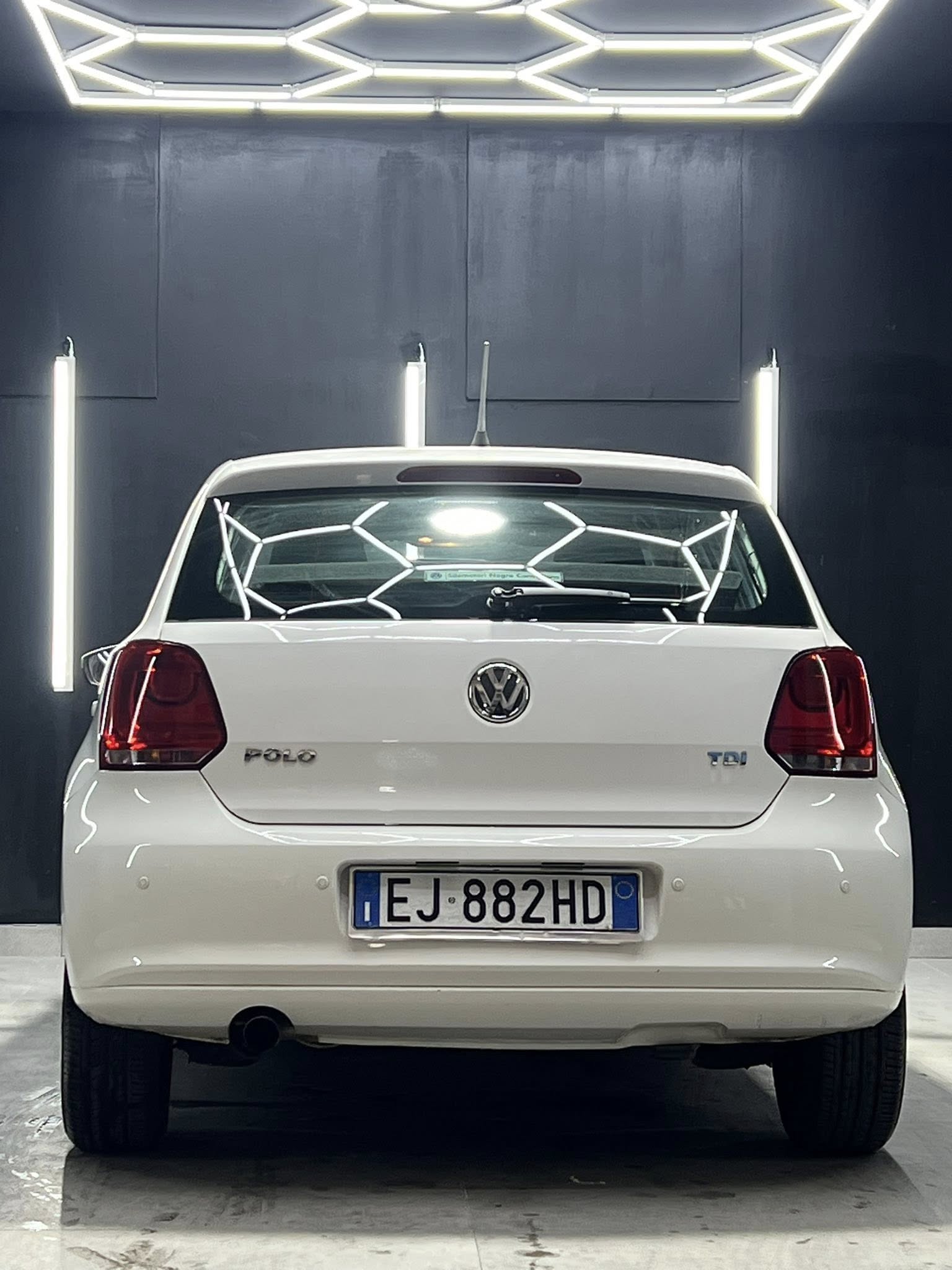 
VOLKSWAGENPOLO 1.6 TDI 90CV DPF 5P Highline2011 full									