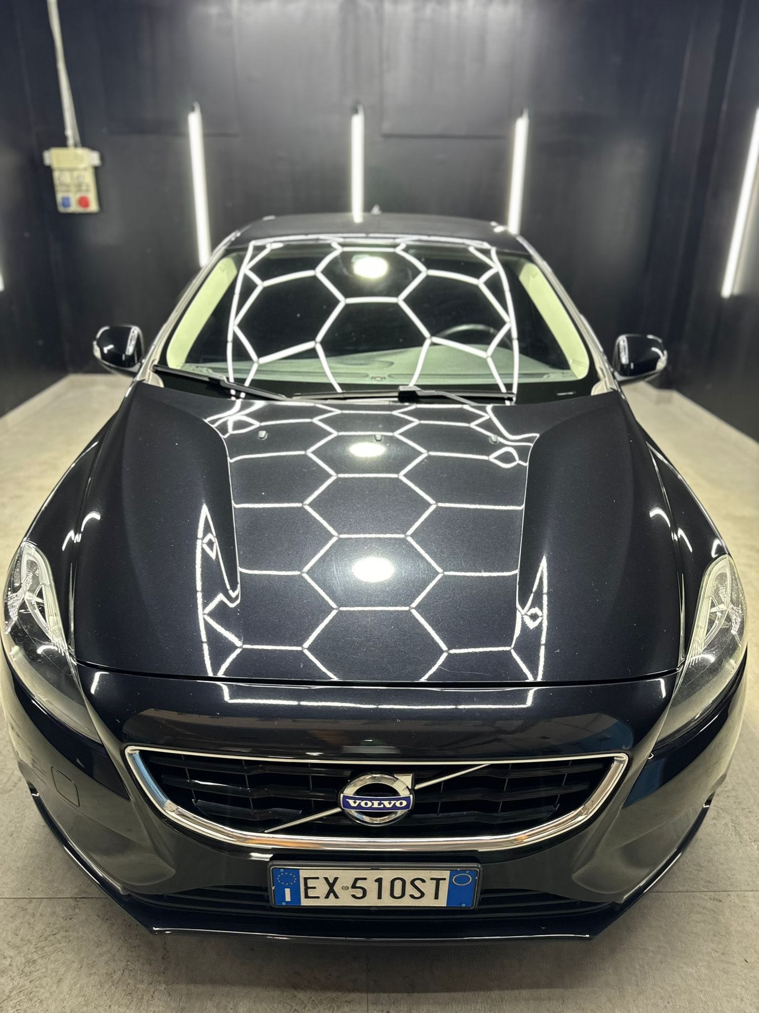 
VOLVOV40 D2 1.6 Summum2014 full									