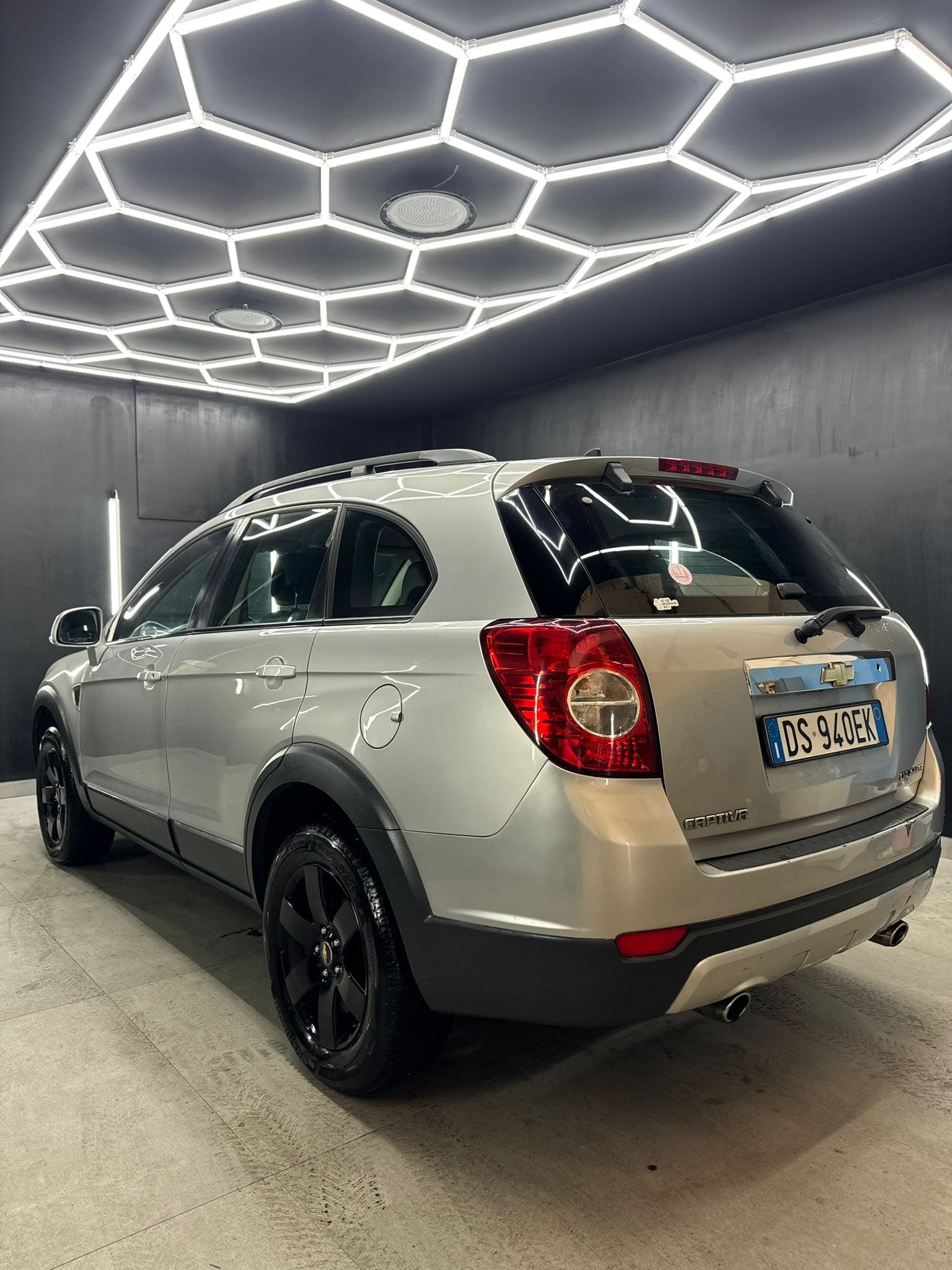 
CHEVROLET Captiva 2.0 VCDi Sport 2008 full									